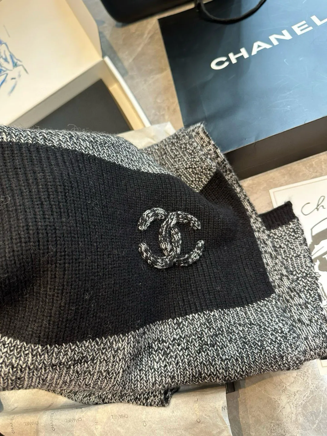 Шарфы Chanel 17940712