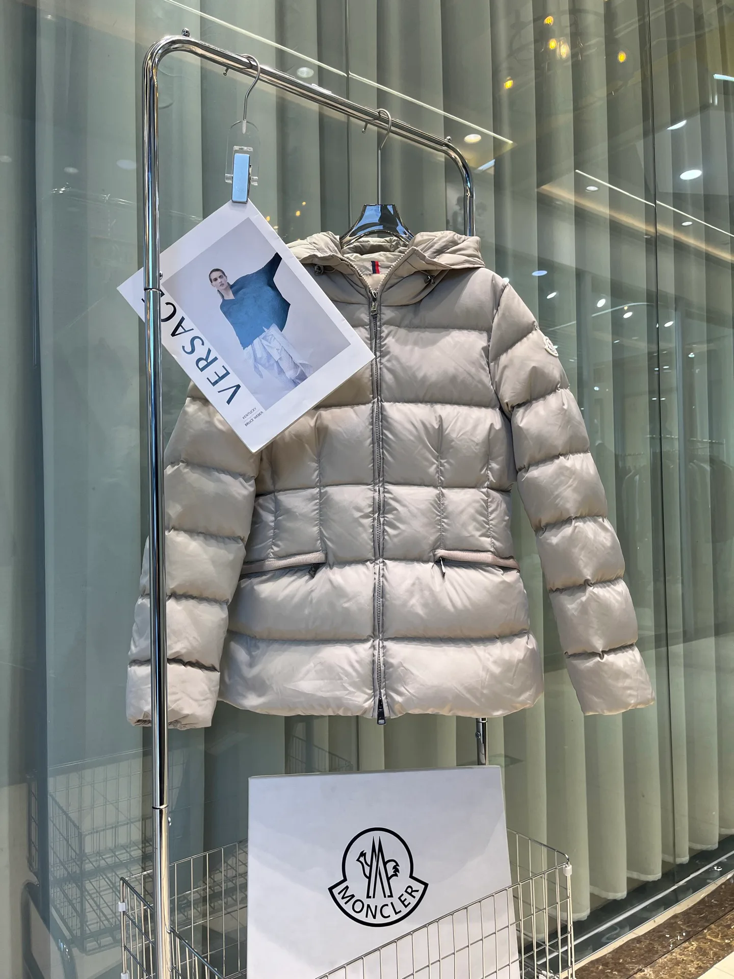Куртки И Пуховики Женские Moncler 346645