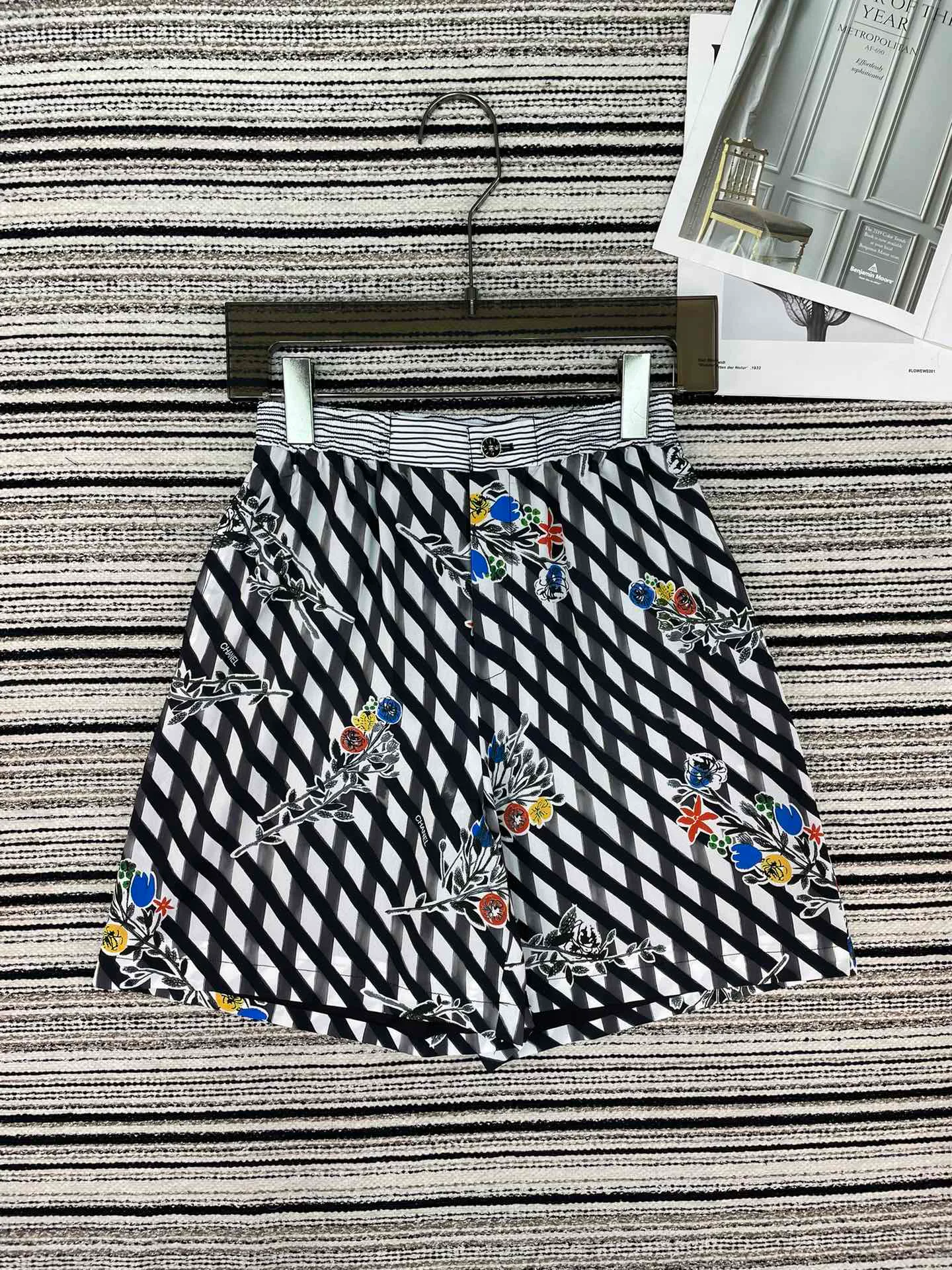 Шорты Женские Chanel 11429325