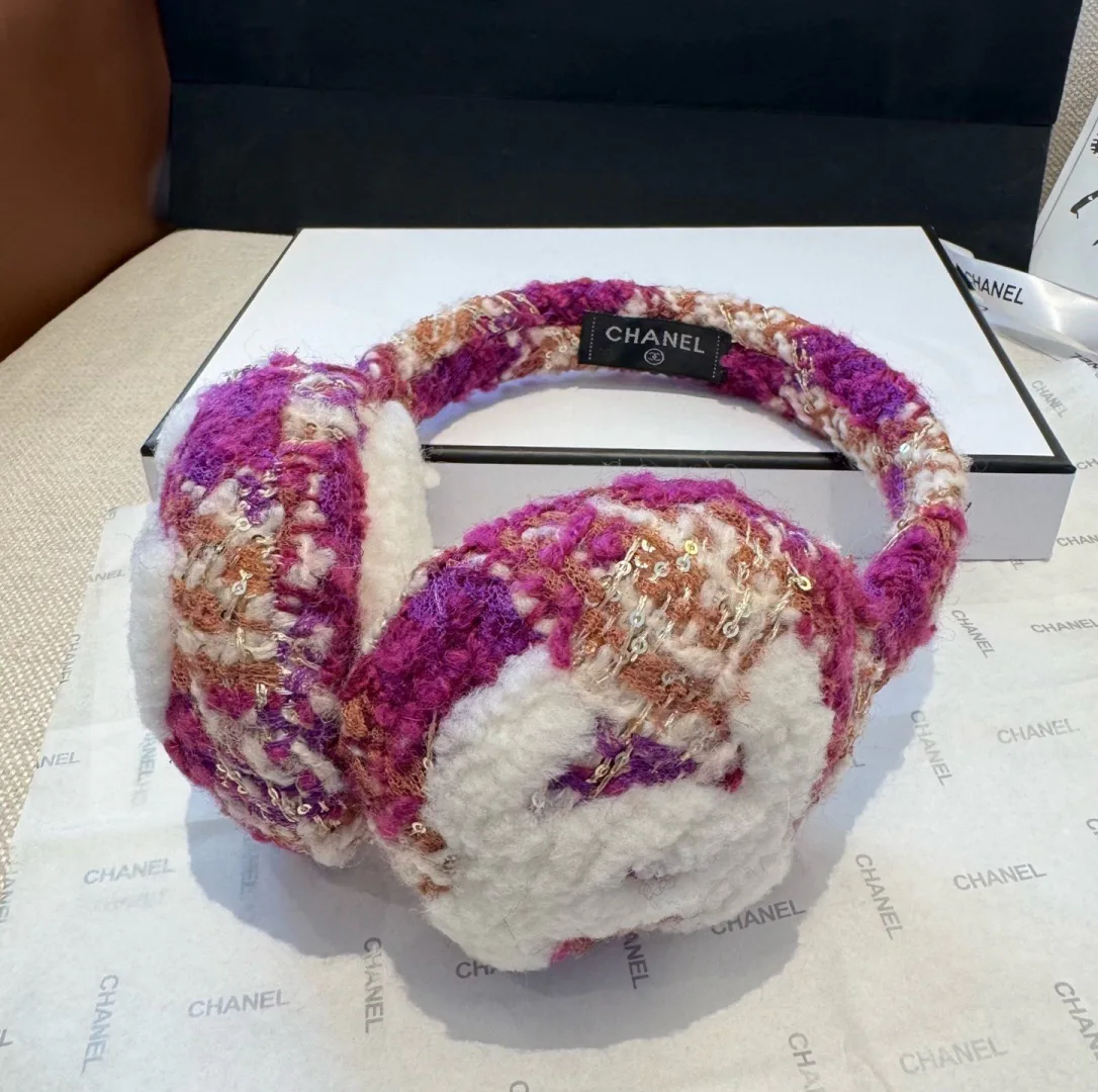 Головные Уборы Chanel 18675513