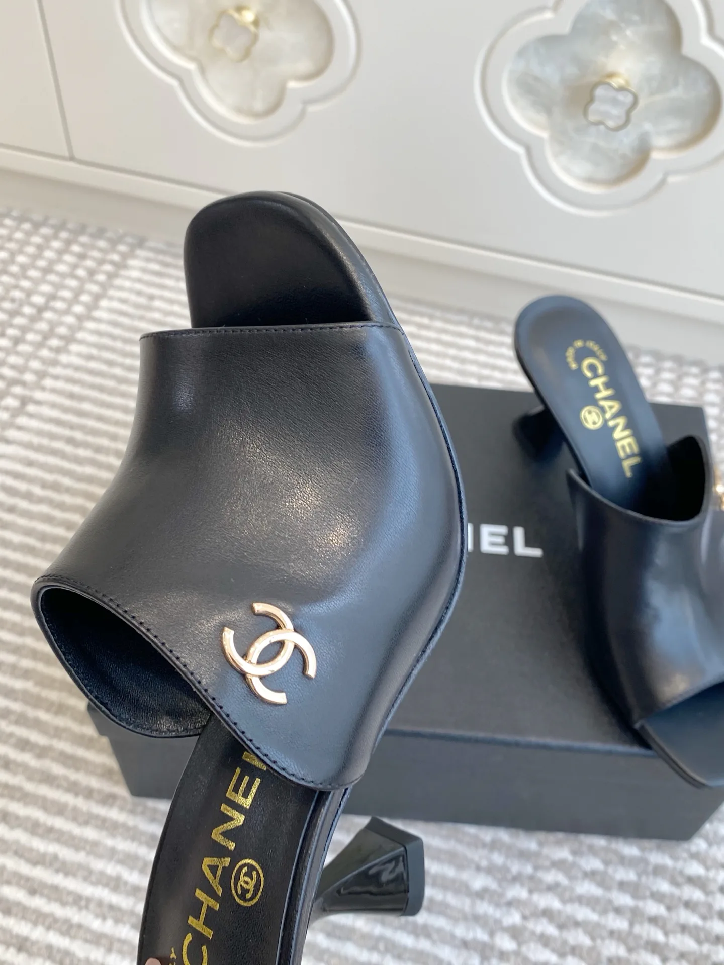 Босоножки Женские Chanel 3674773