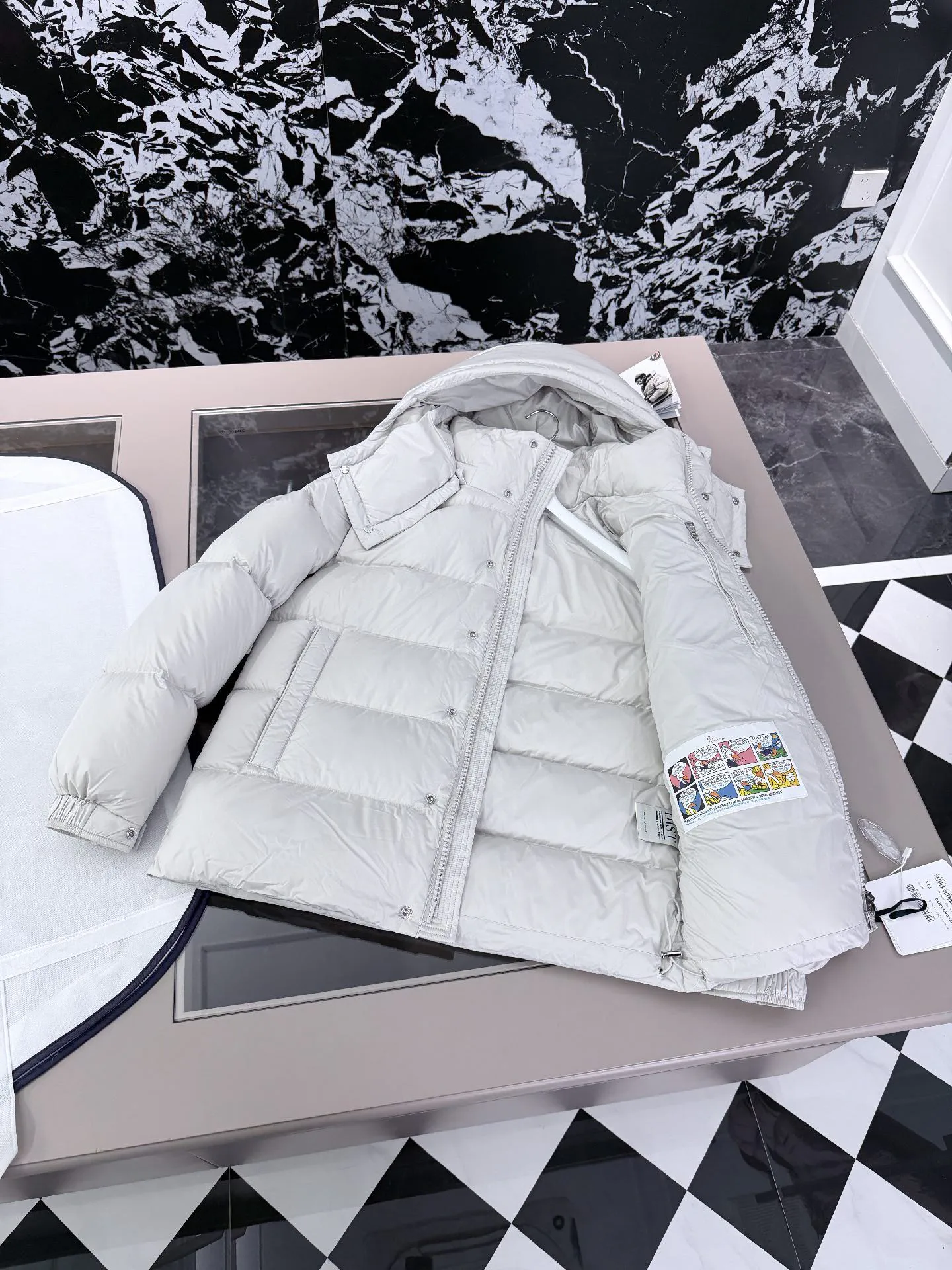 Куртки И Пуховики Женские Moncler 20097070