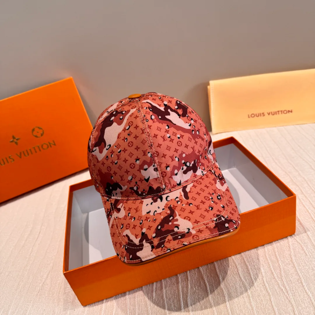 Головные Уборы Louis Vuitton 11529596