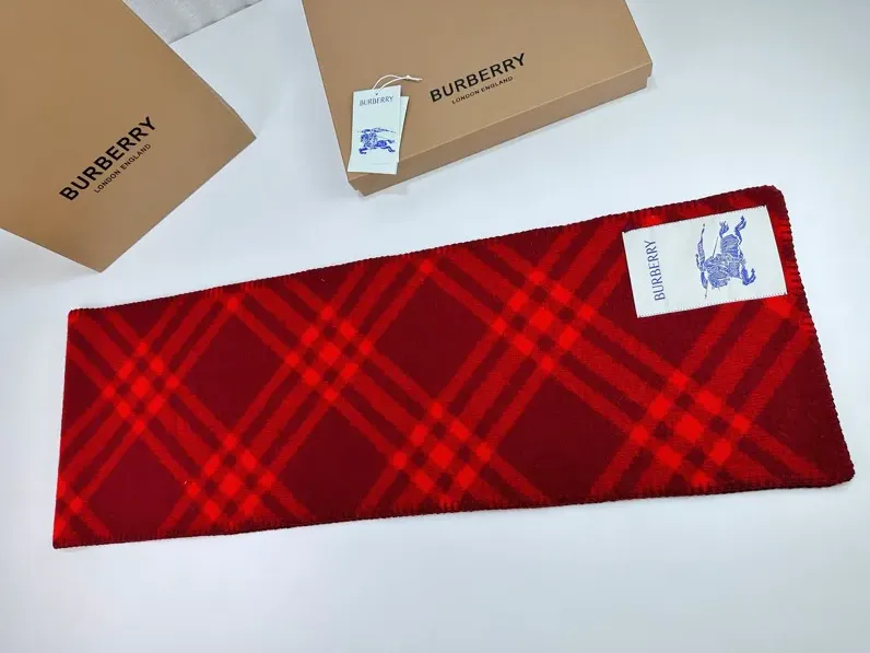 Шарфы Burberry 523810