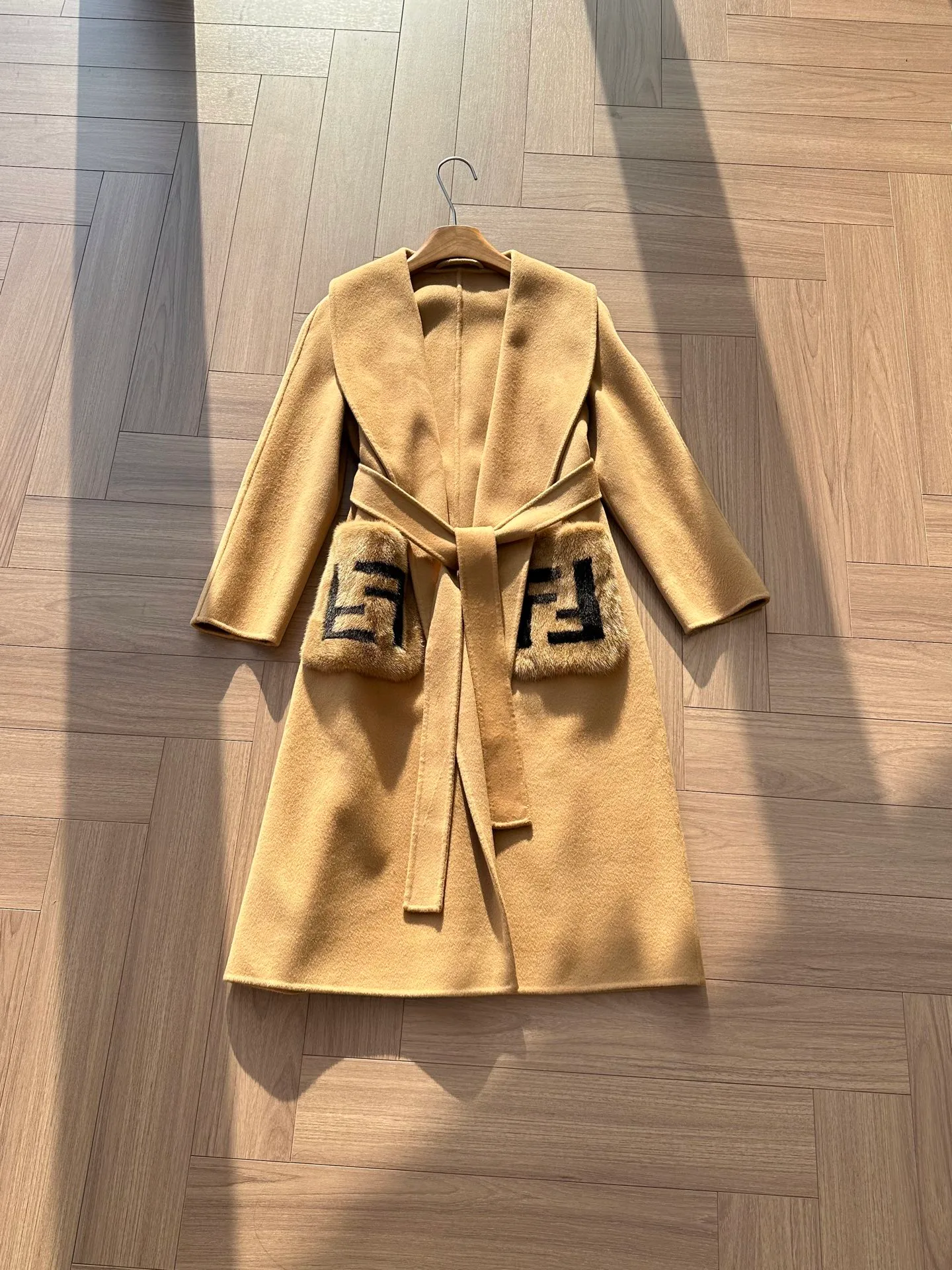 Пальто Женские Fendi 1461346