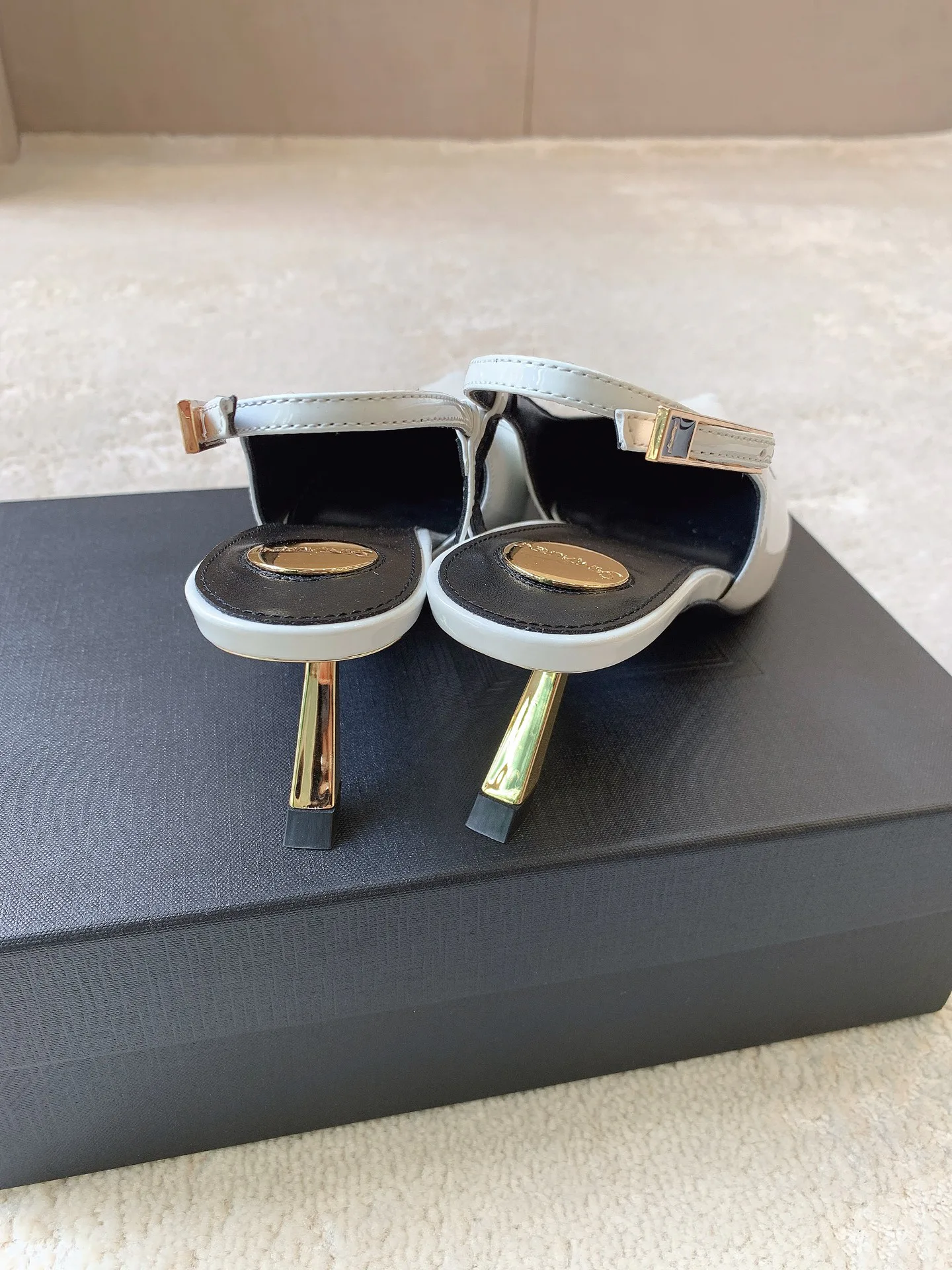 Туфли Женские Saint Laurent 11389193