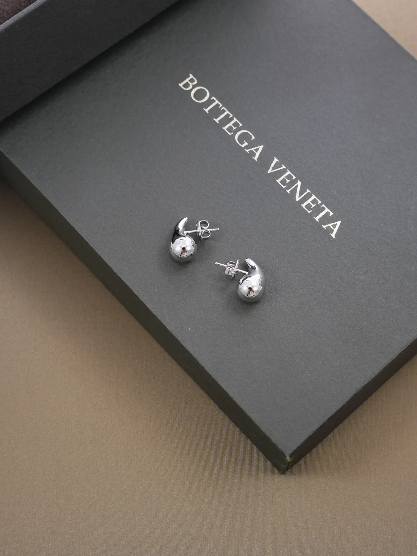 Бижутерия Bottega Veneta 796438