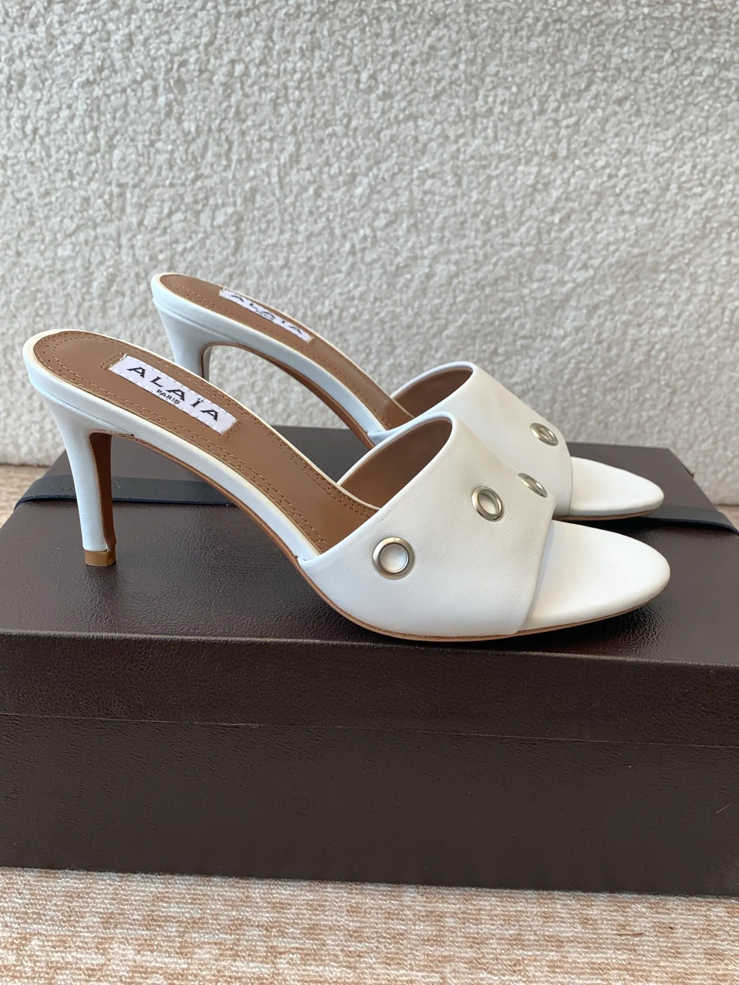 Босоножки Женские Alaia 24907