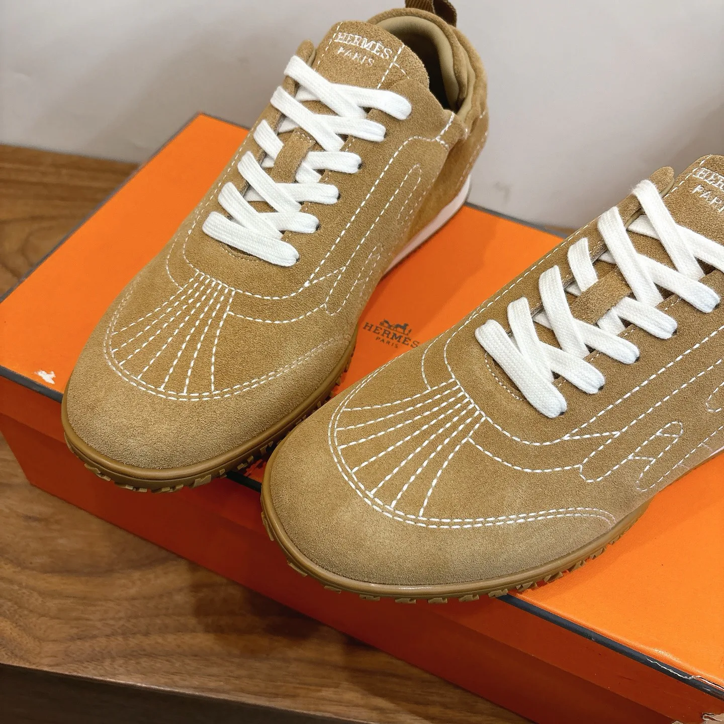 Кроссовки Женские Hermes 11891953