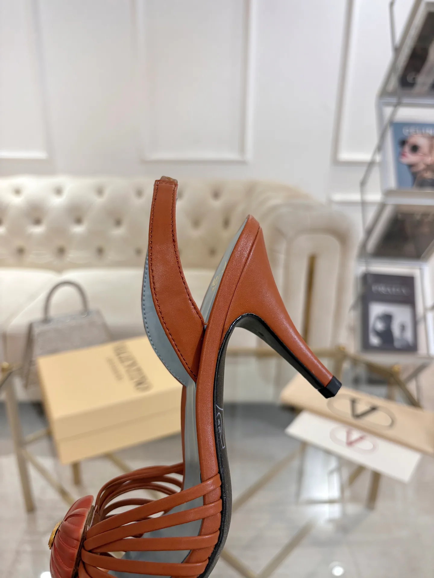 Босоножки Женские Valentino 18135274