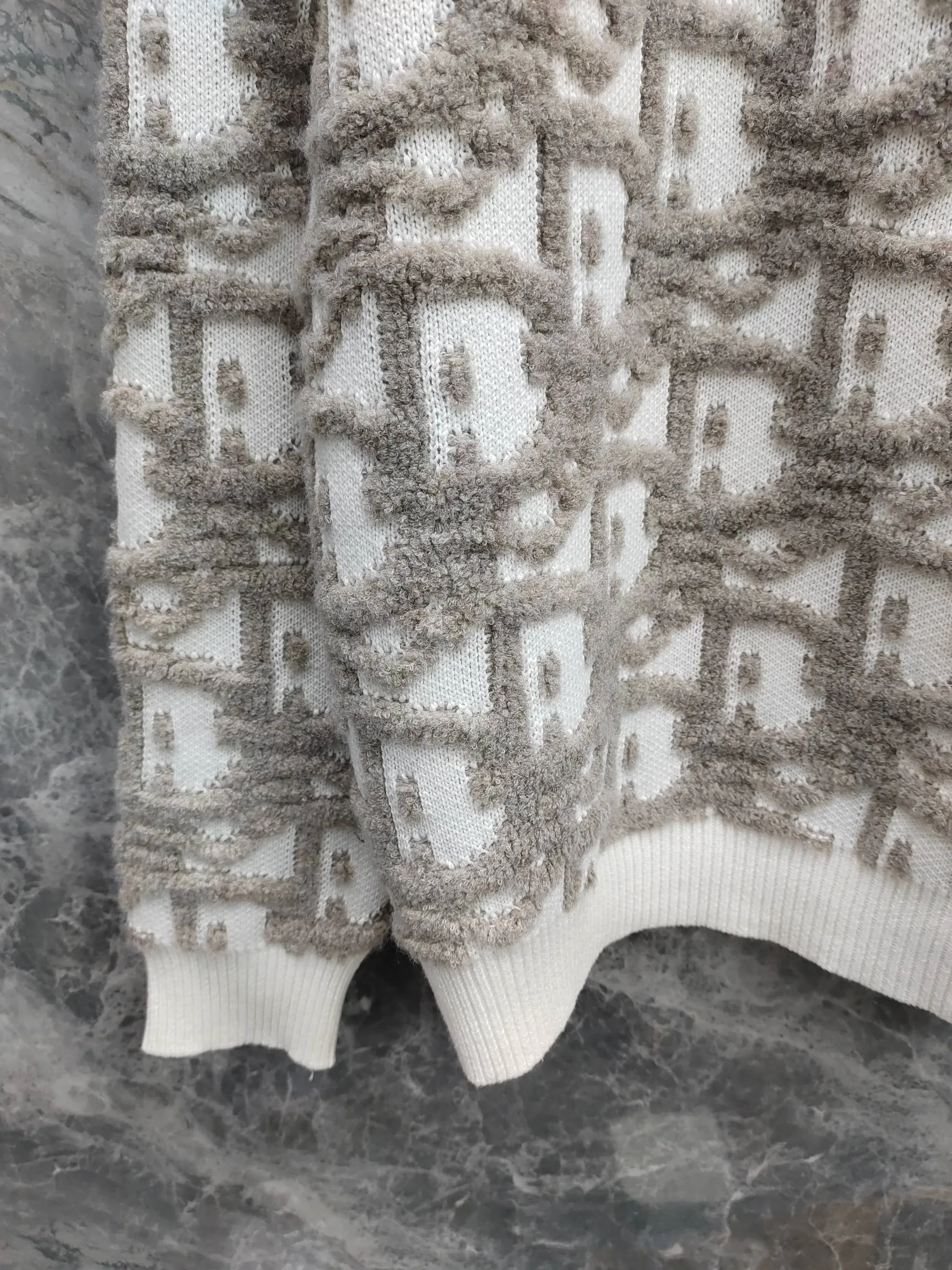 Свитеры Женские Christian Dior 250223