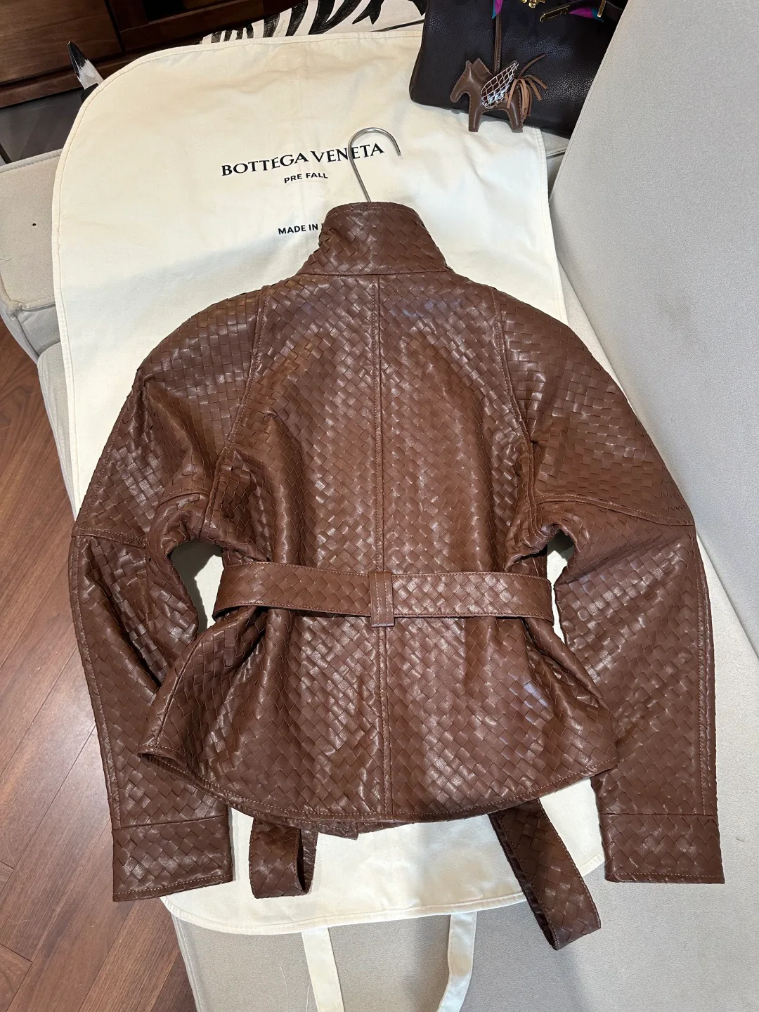 Кожаные Куртки И Дублёнки Женские Bottega Veneta 18485365
