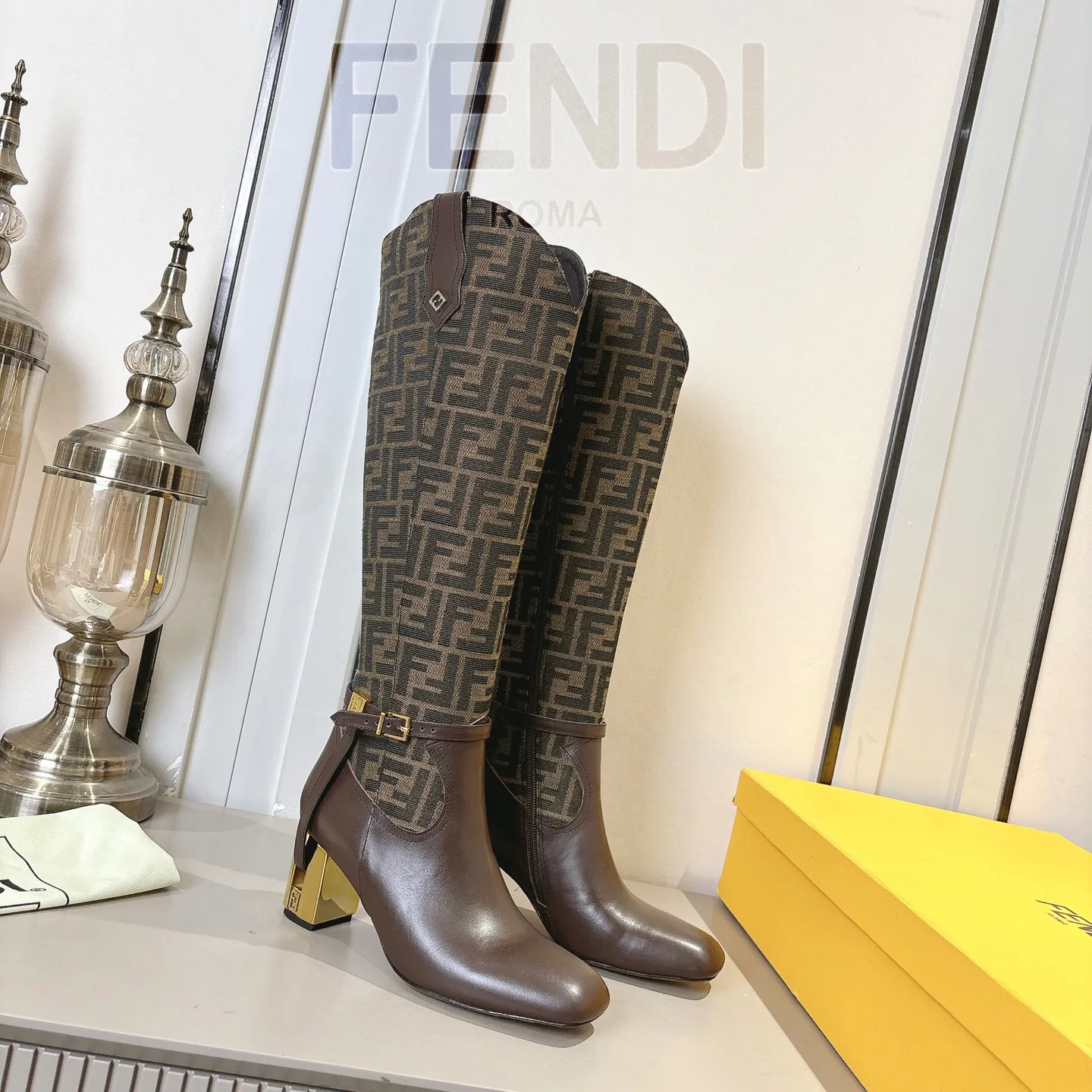 Сапоги Женские Fendi 18247882
