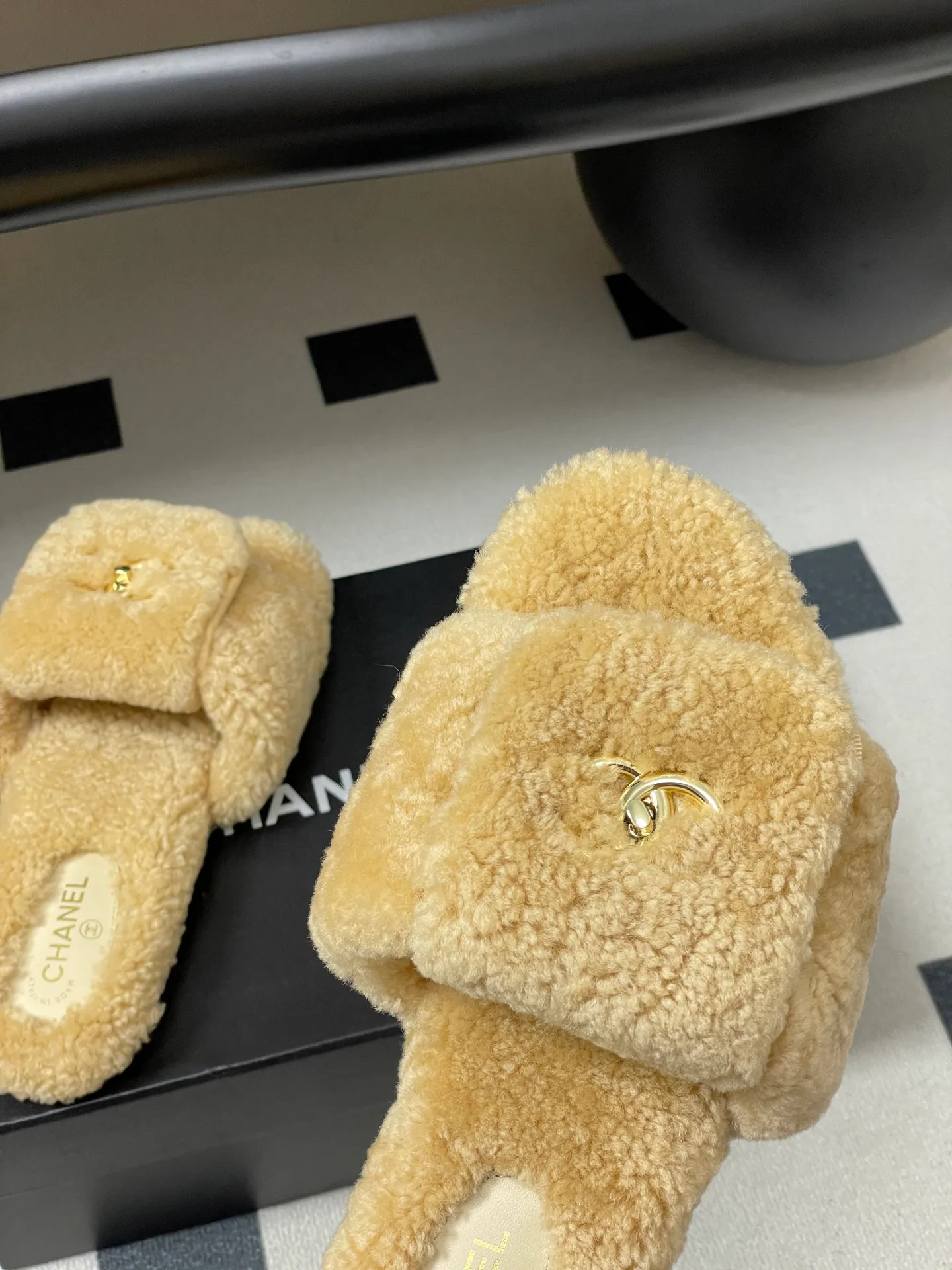 Тапочки Женские Chanel 83889