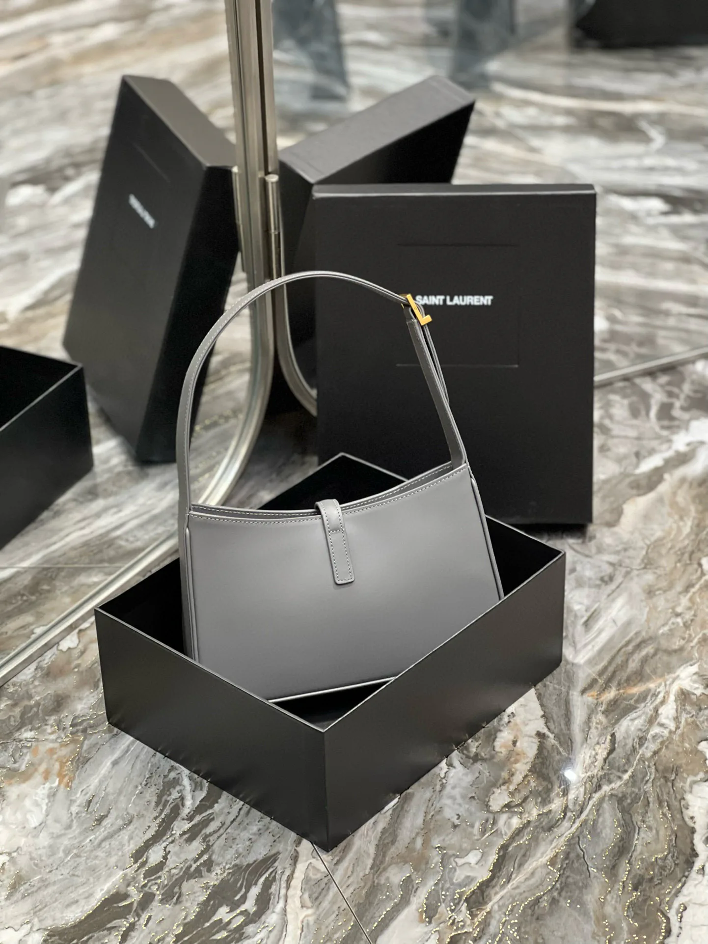 Сумки На Ремне Женские Saint Laurent 5781
