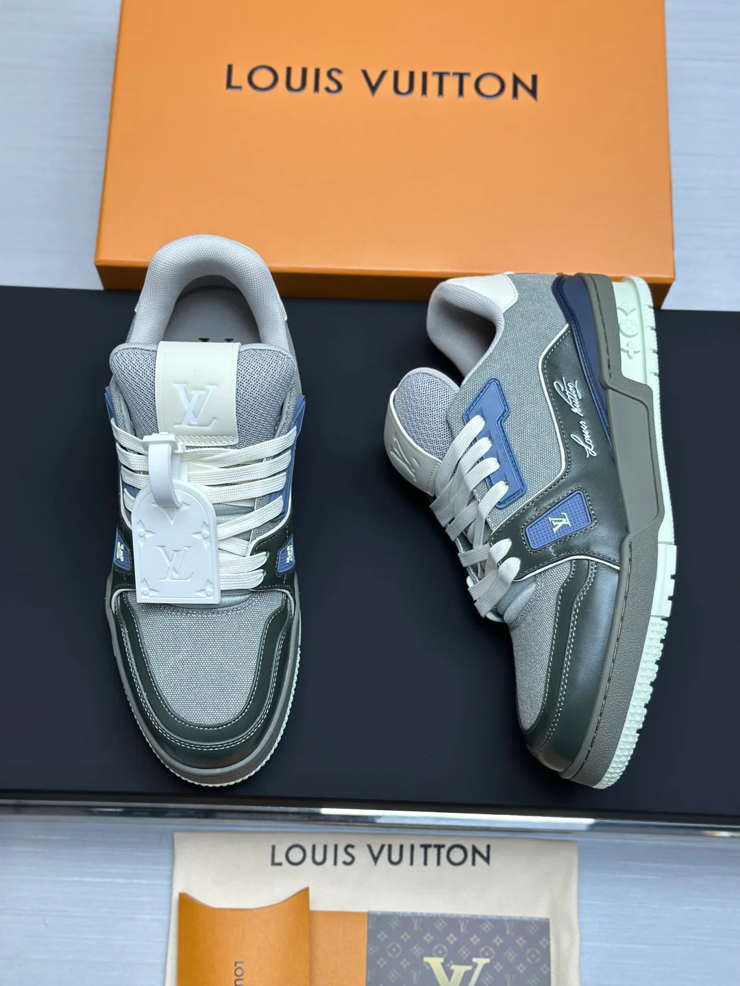 Кроссовки Женские Louis Vuitton 4635135