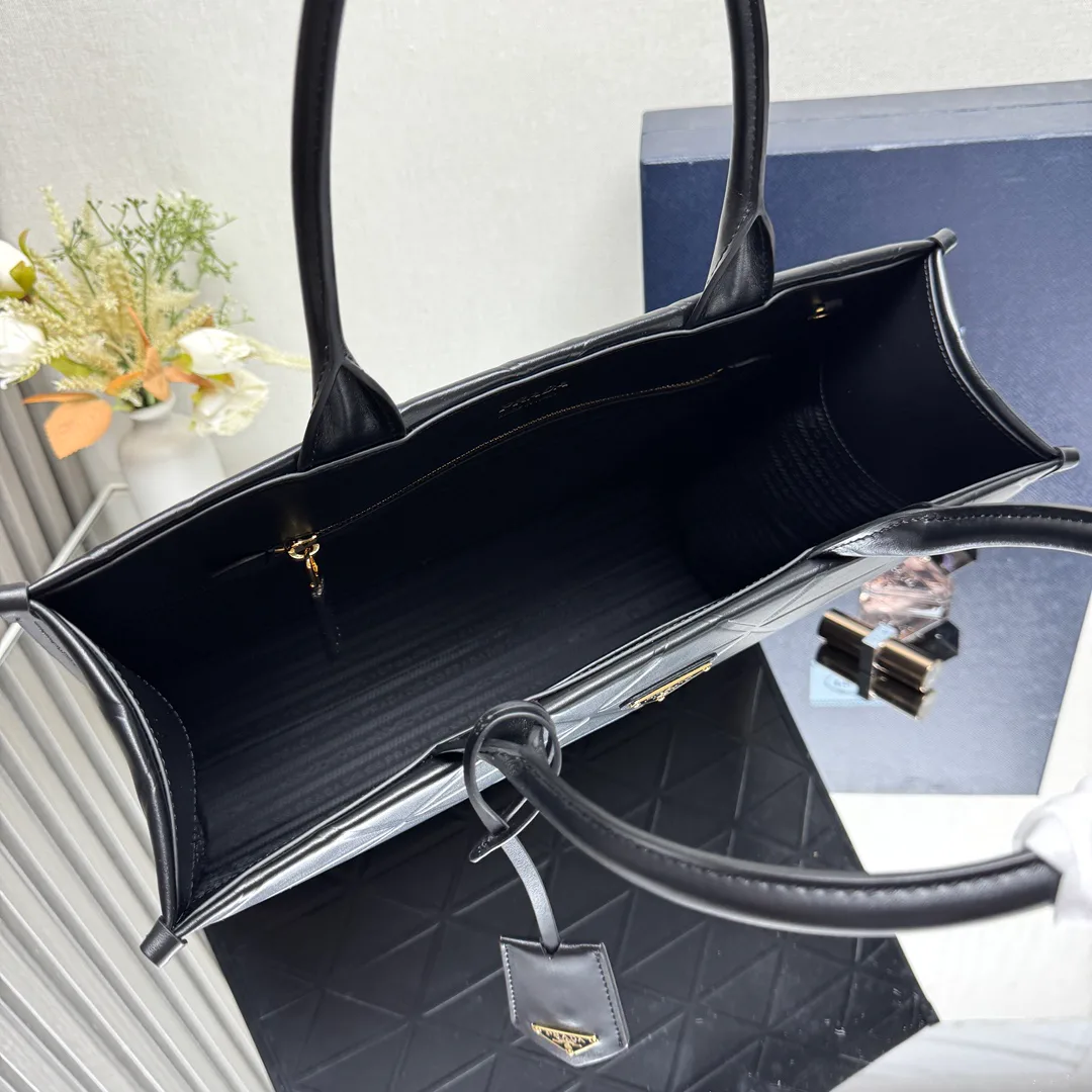 Классические Сумки Женские Prada 2247573