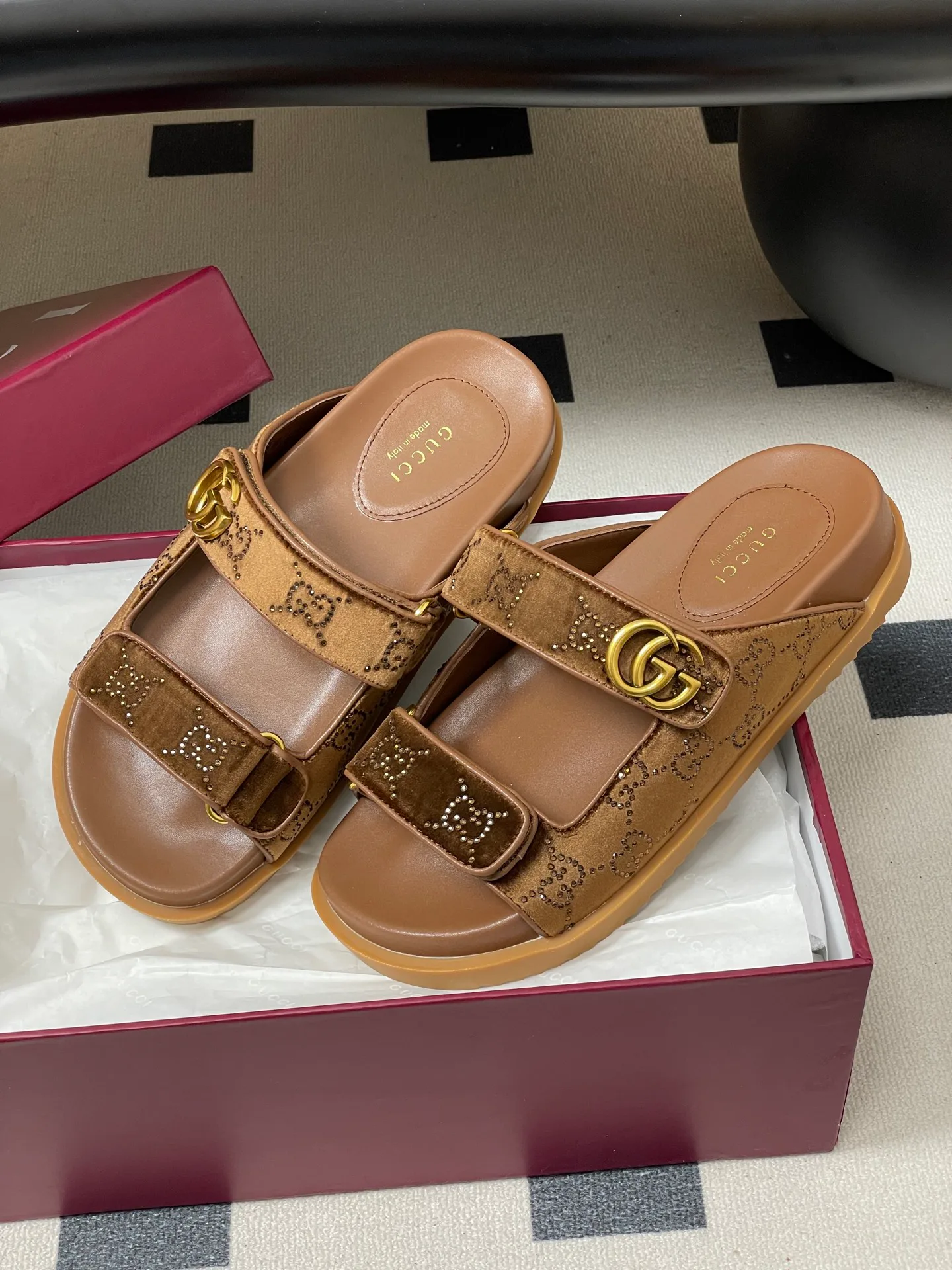 Сандалии Женские Gucci 11777354