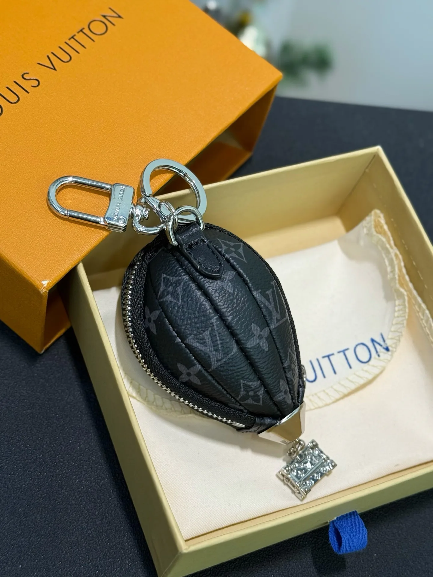 Ключницы Louis Vuitton 17897127