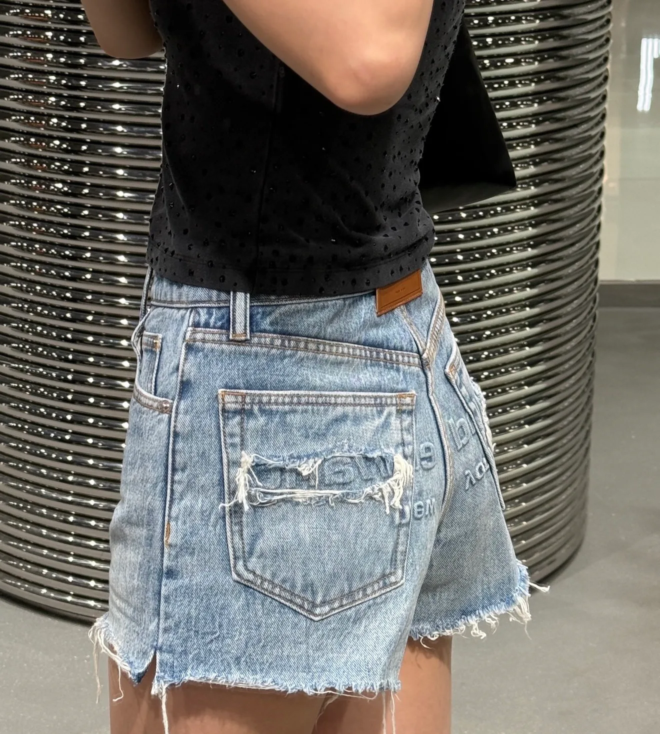 Шорты Женские Alexander Wang 11471565