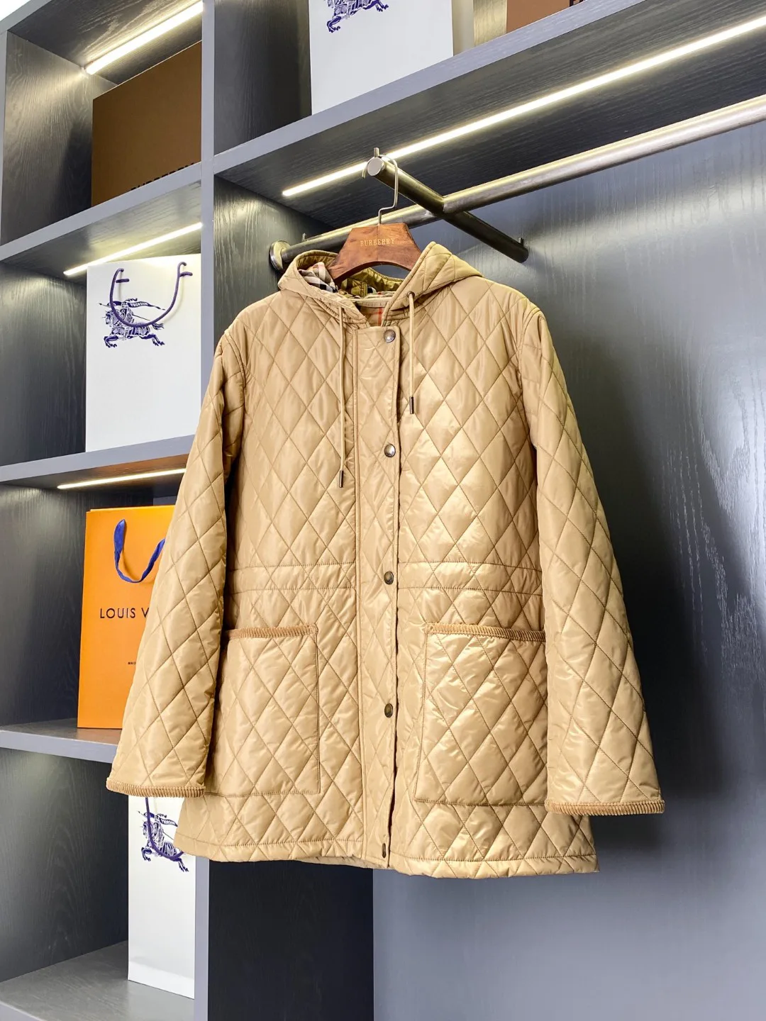 Куртки И Пуховики Женские Burberry 11672206
