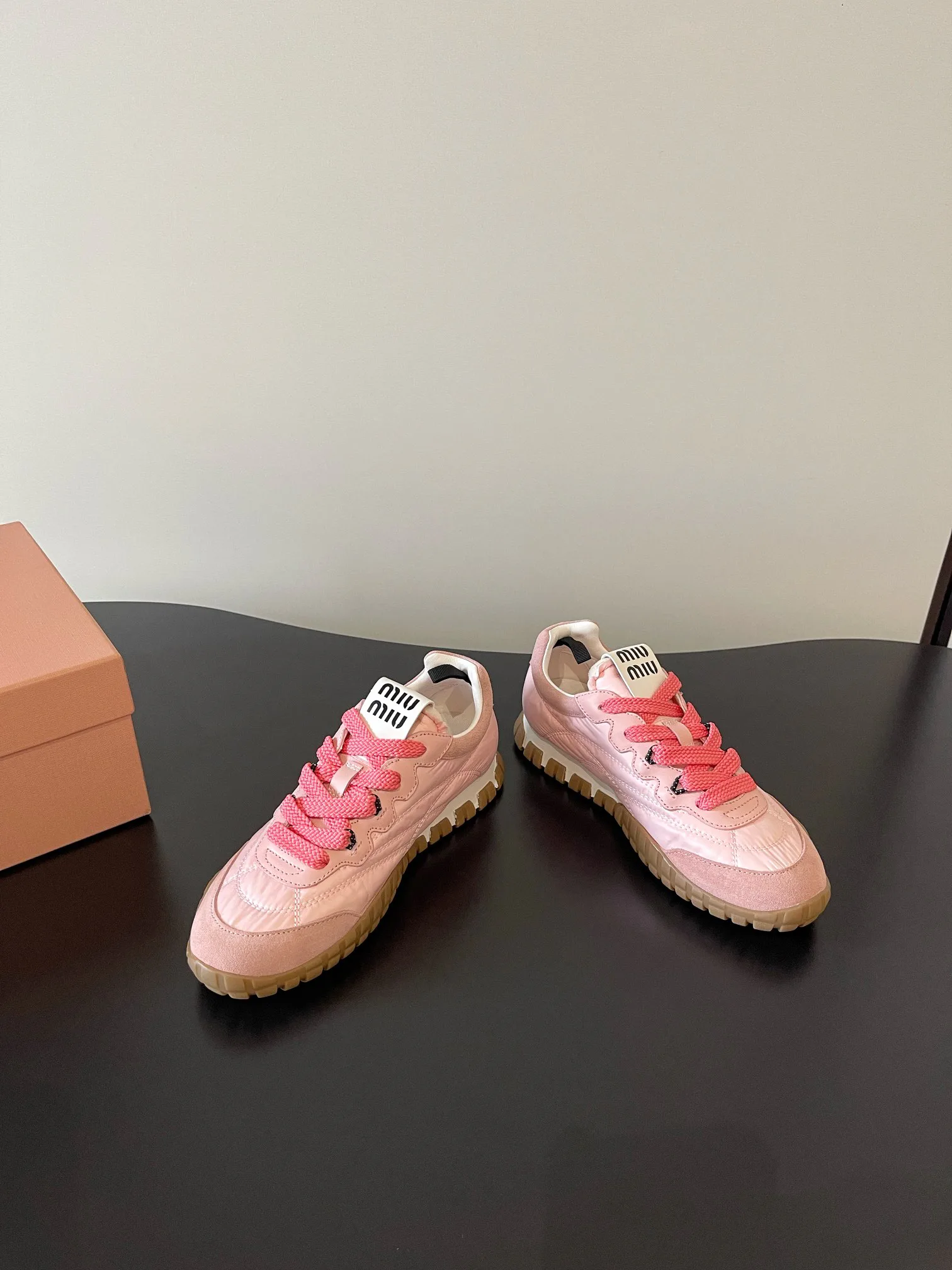 Кроссовки Женские Miu Miu 798543