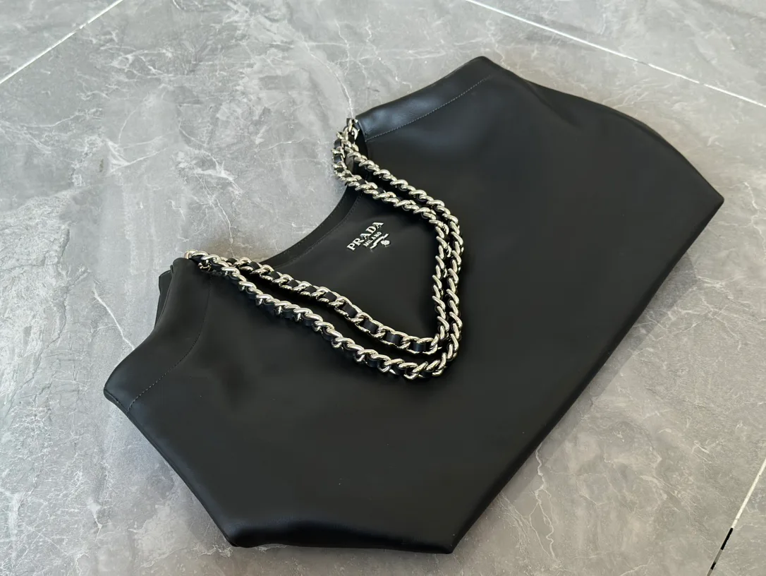 Классические Сумки Женские Prada 11480453