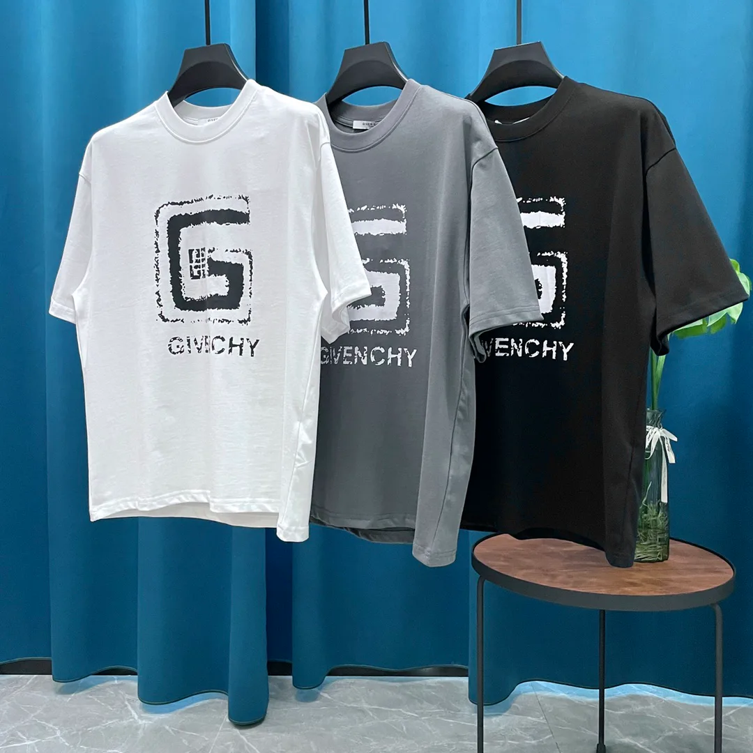 Футболки Женские Givenchy 3534