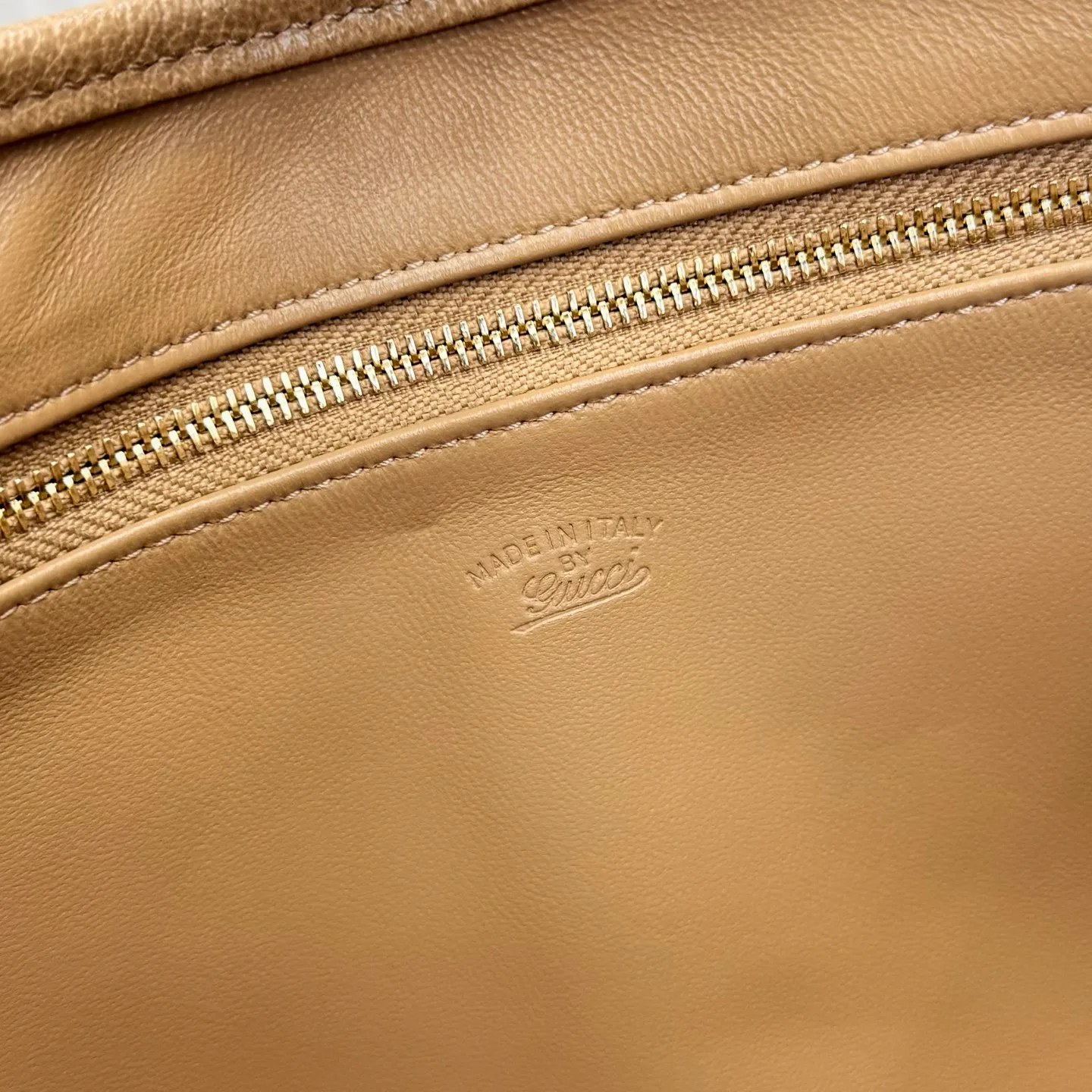 Классические Сумки Женские Gucci 17366991
