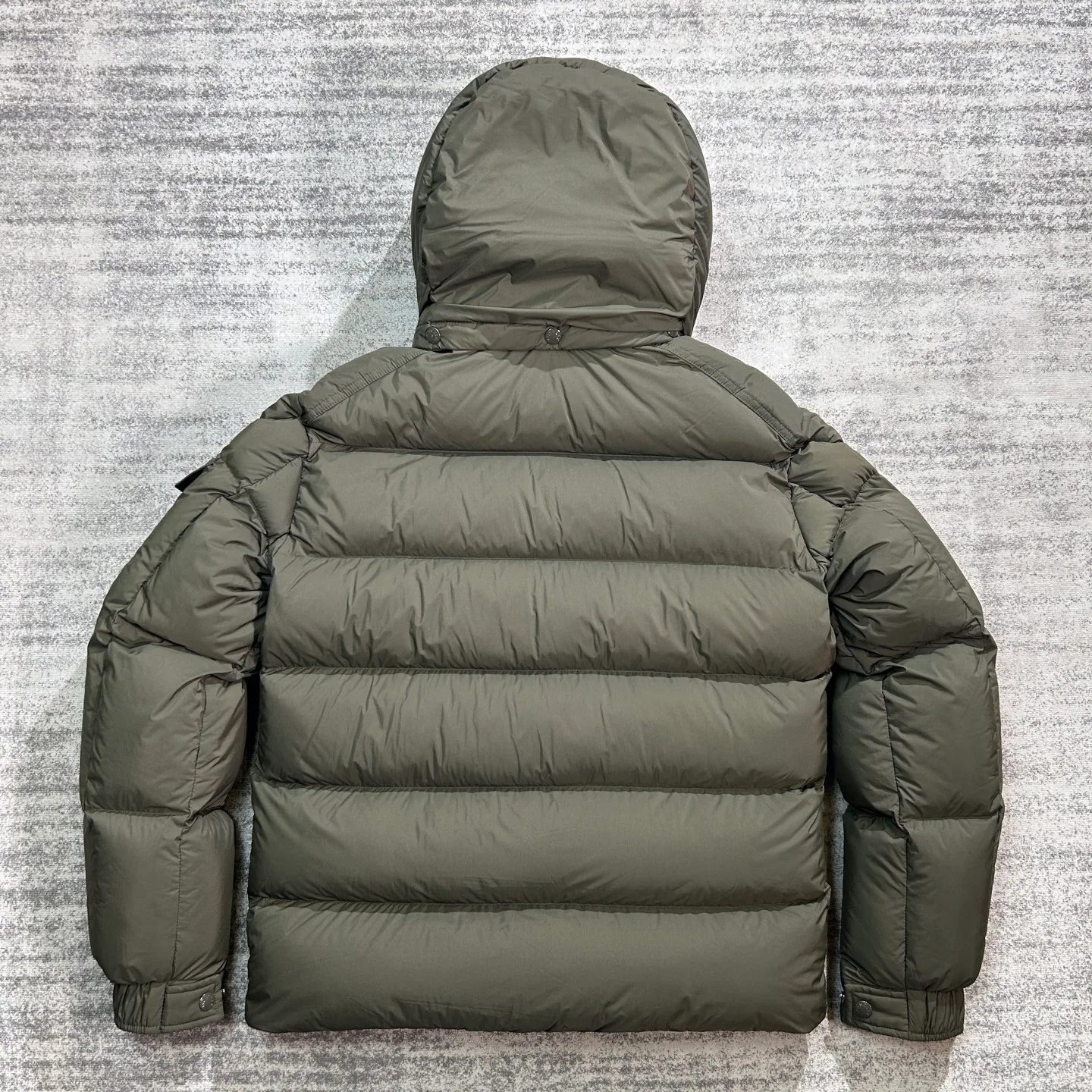 Куртки И Пуховики Женские Moncler 18927167