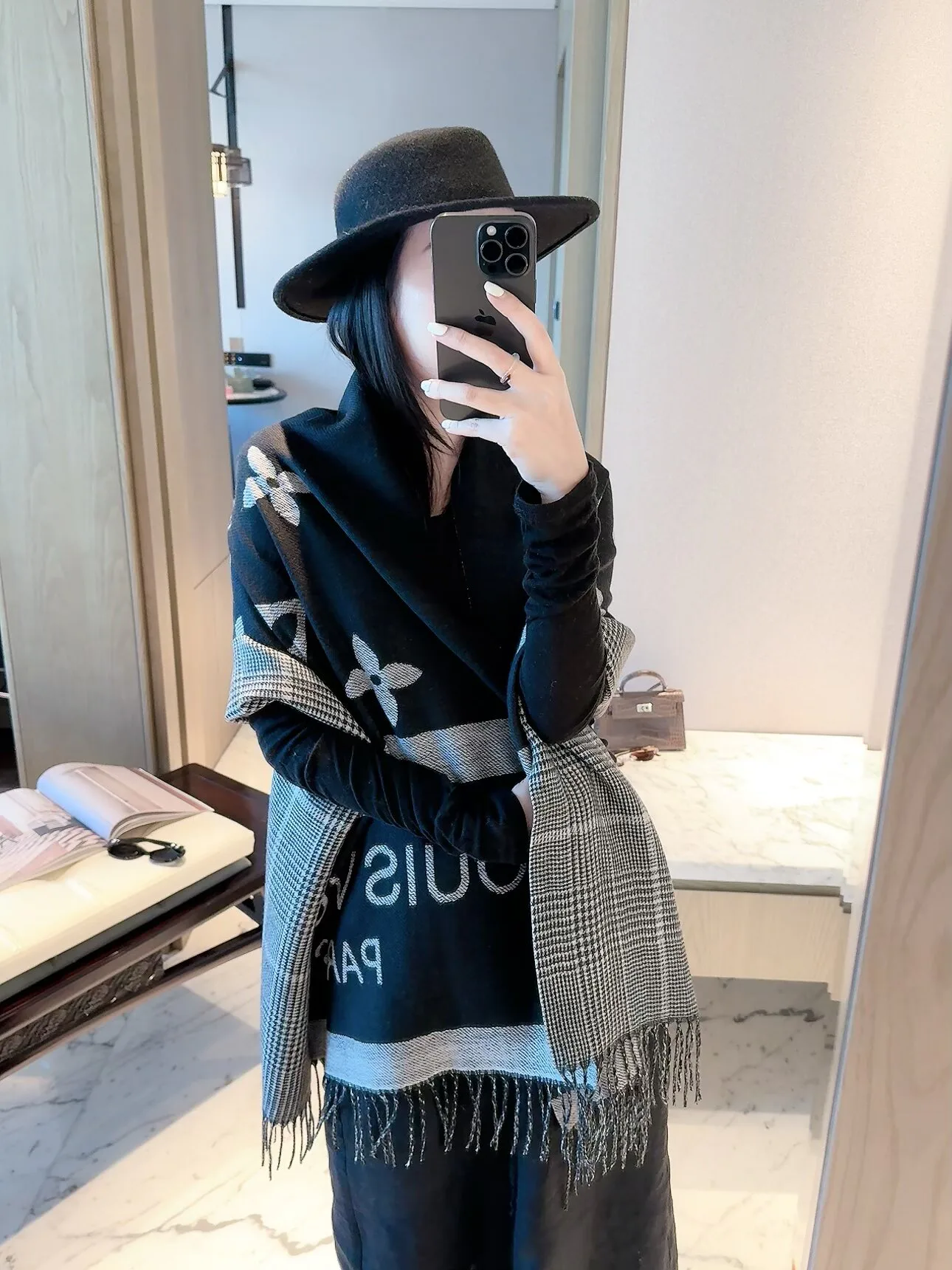 Шарфы Louis Vuitton 18002827