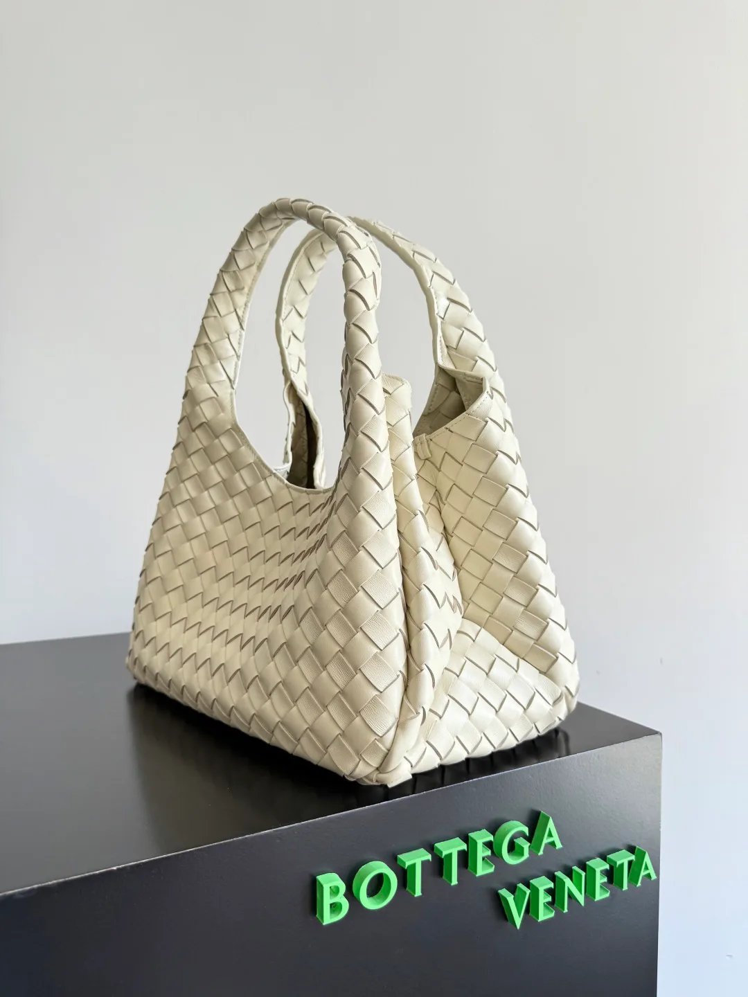 Классические Сумки Женские Bottega Veneta 11669043