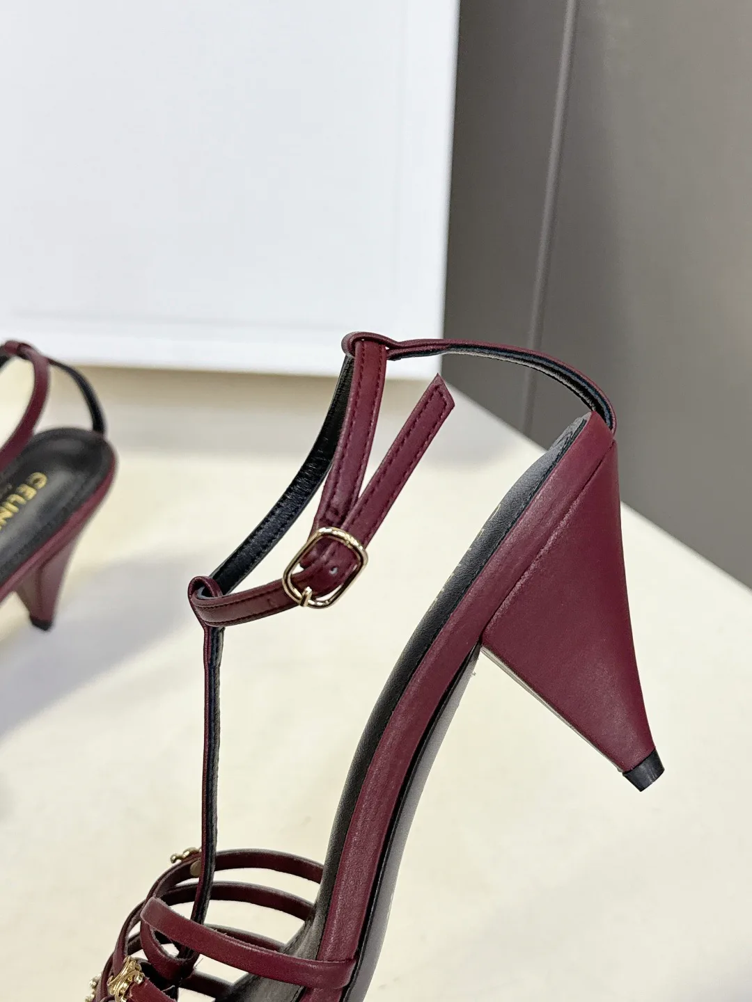 Босоножки Женские Celine 4525700