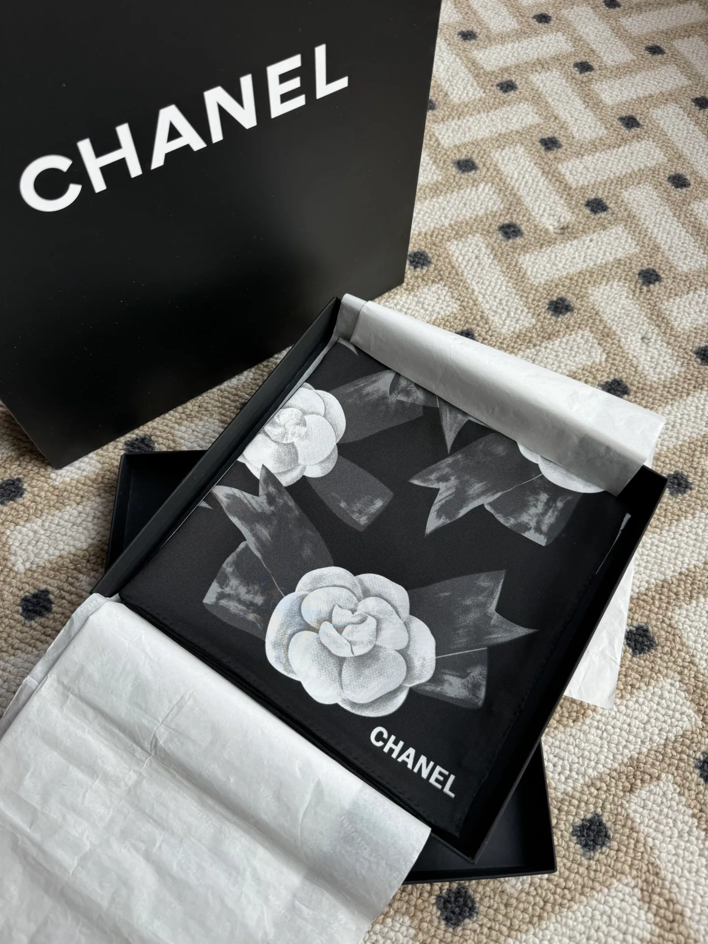Платки Chanel 12737848