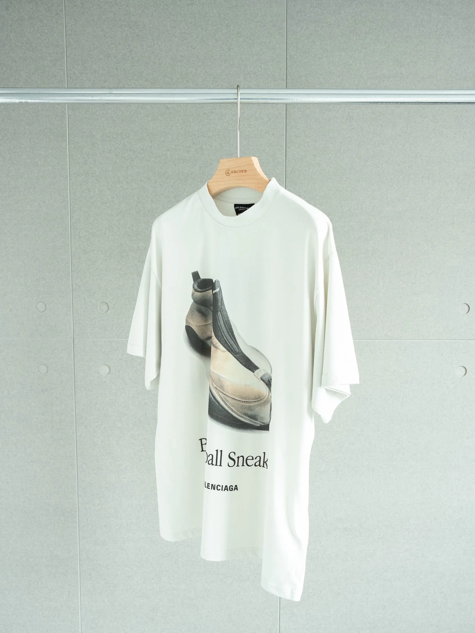 Футболки Женские Balenciaga 21654