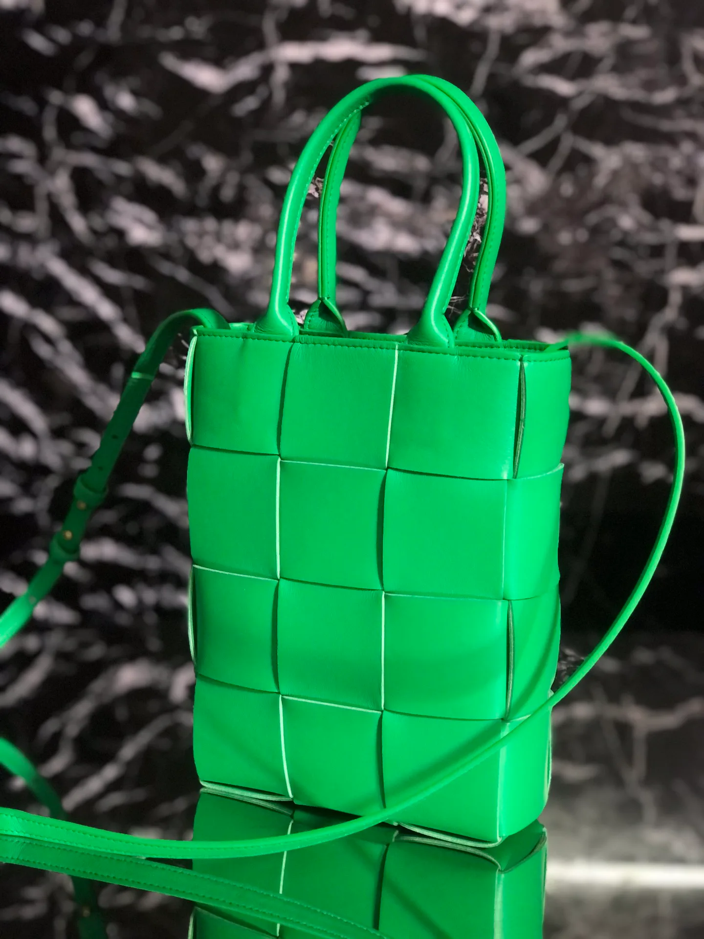 Классические Сумки Женские Bottega Veneta 10633459