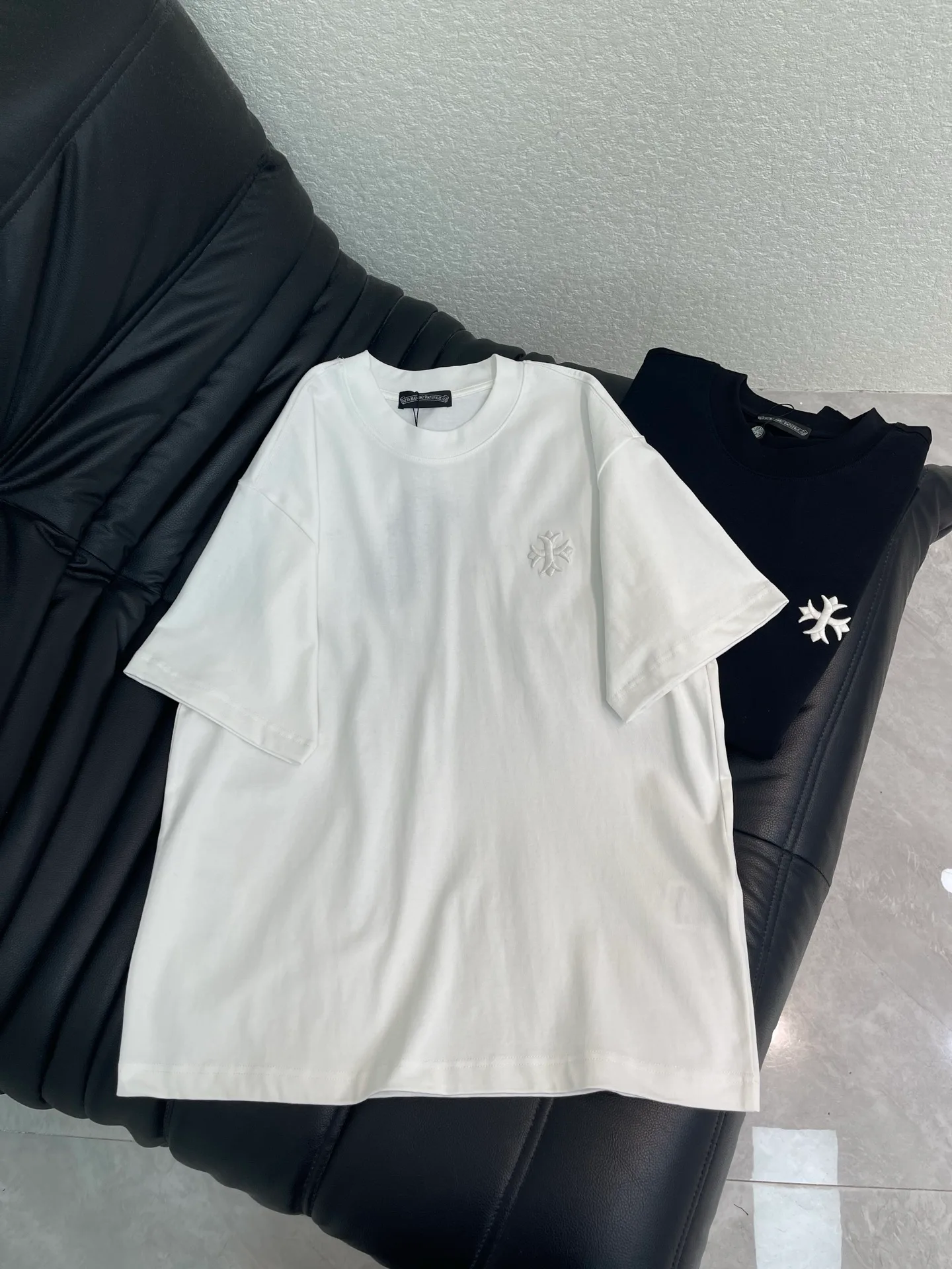 Футболки Женские Chrome Hearts 14351401