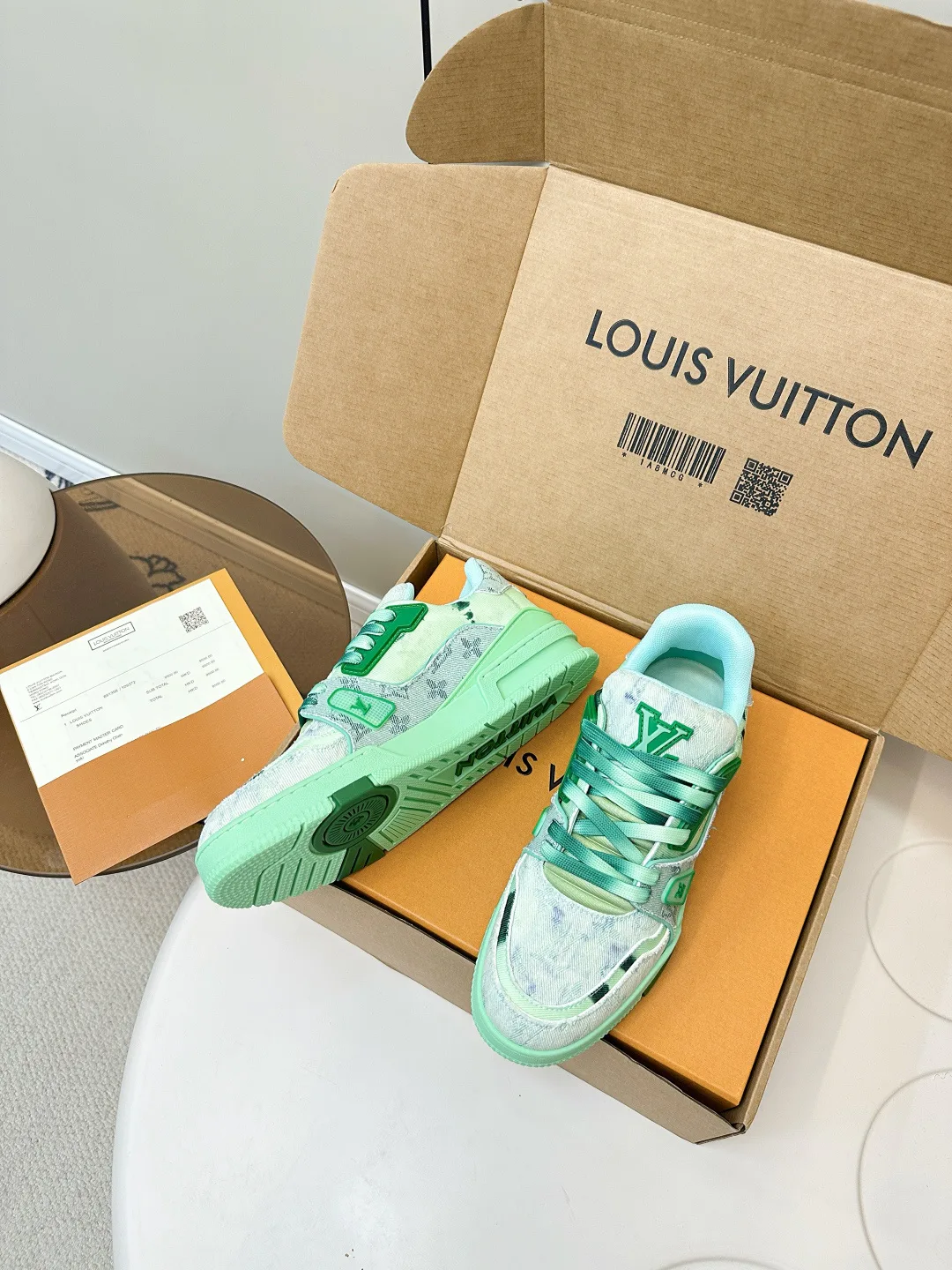 Кроссовки Женские Louis Vuitton 11778714