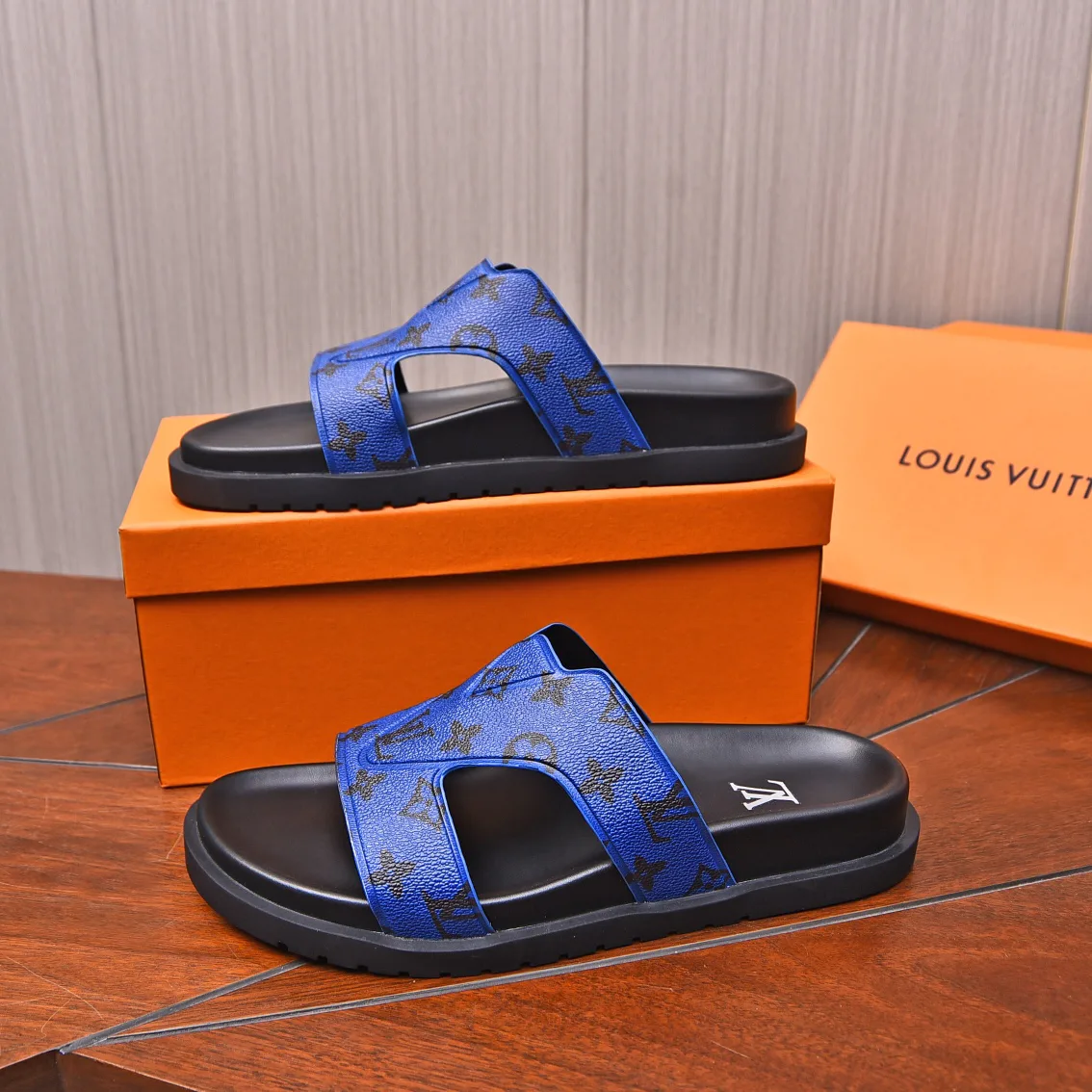 Шлепанцы Мужские Louis Vuitton 1997593