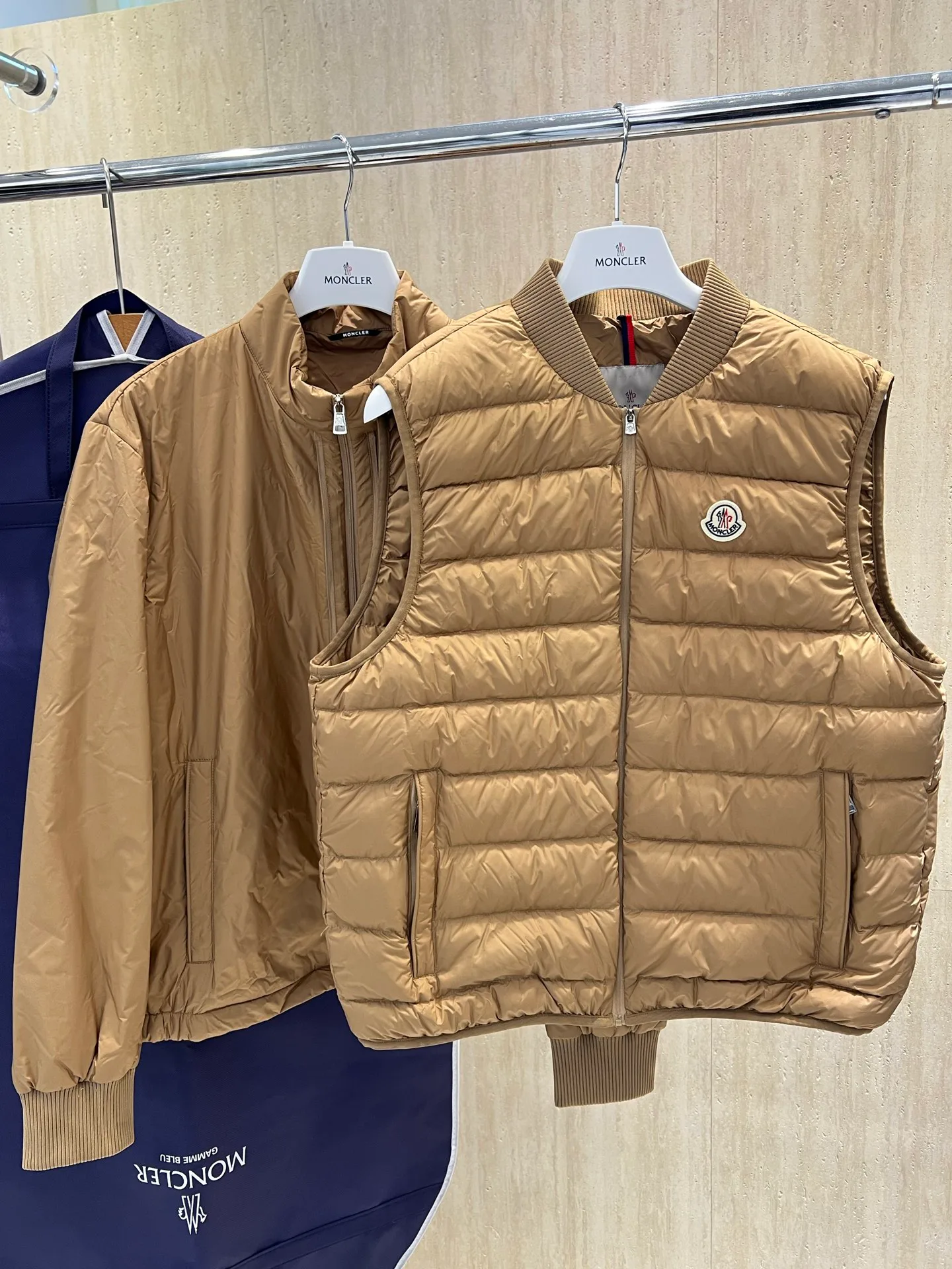 Куртки И Пуховики Женские Moncler 18264465