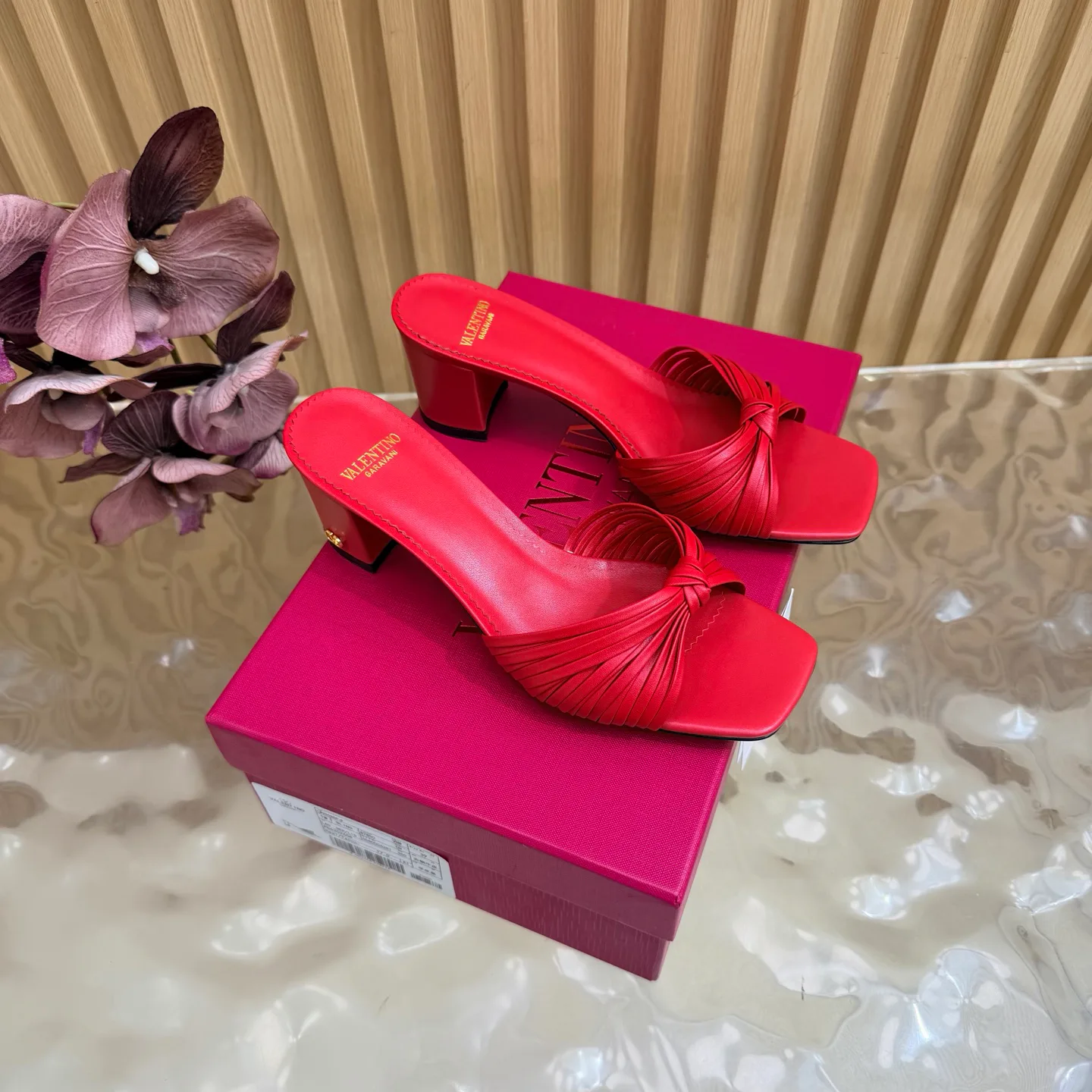 Босоножки Женские Valentino 17728240