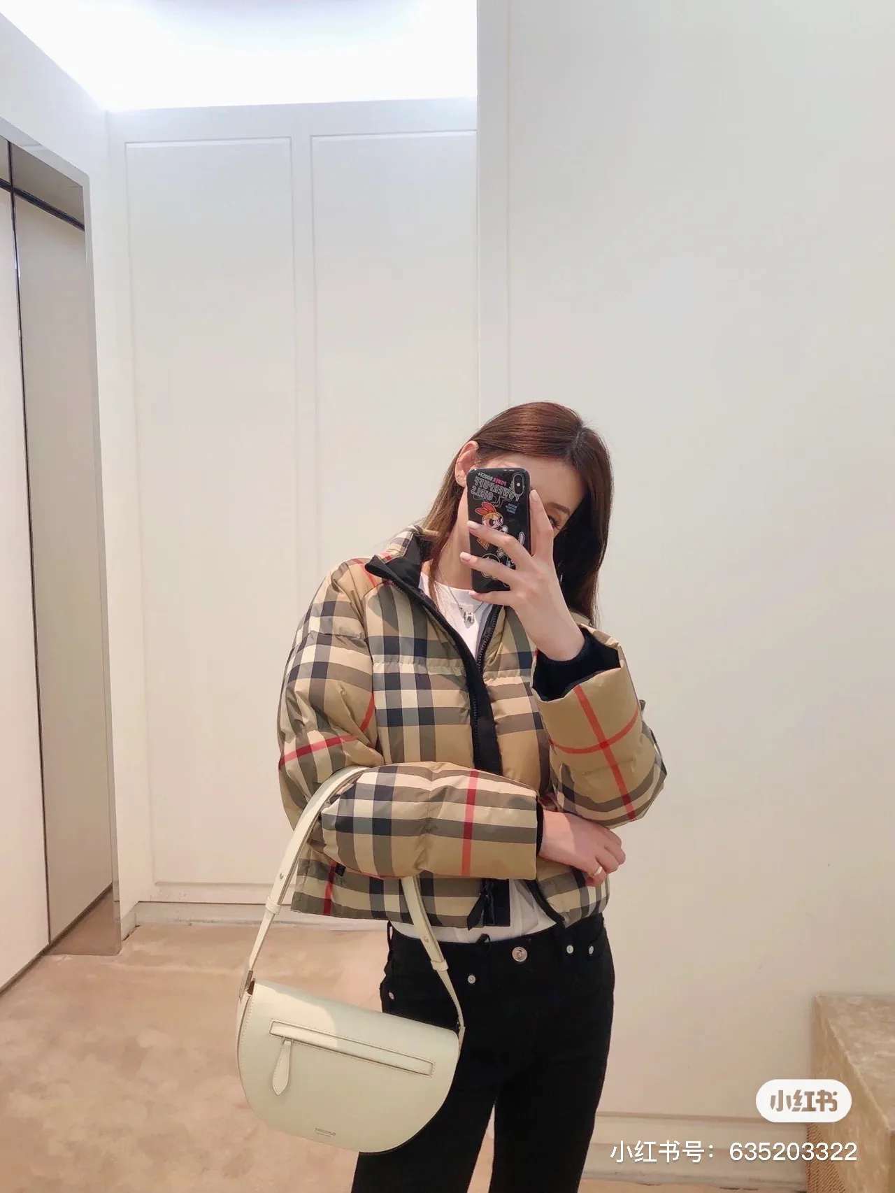 Куртки Женские Burberry 1149