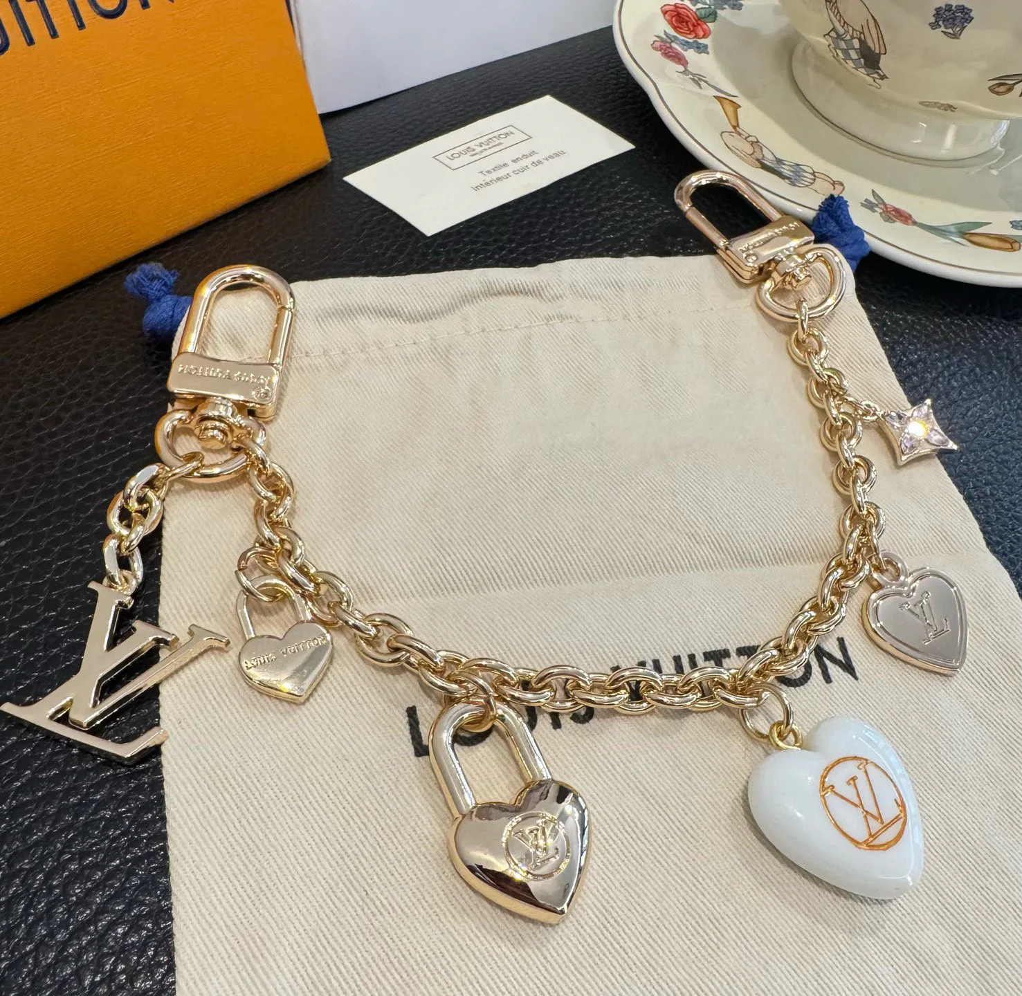 Ключницы Louis Vuitton 427530