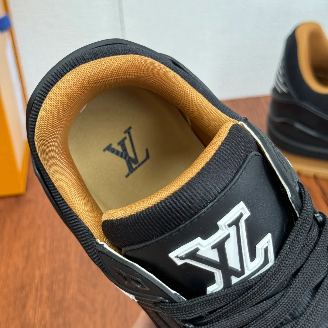 Кроссовки Мужские Louis Vuitton 5892081