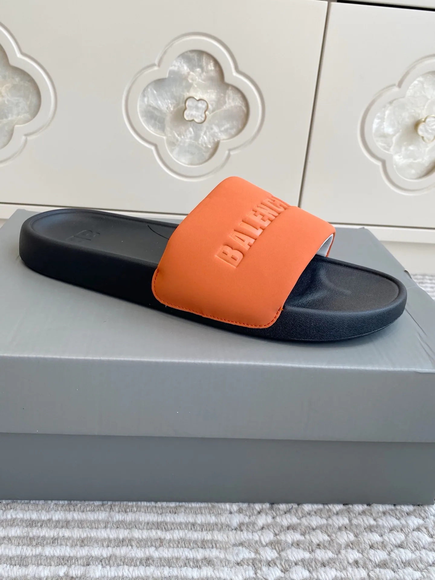 Шлепанцы Женские Balenciaga 11430331