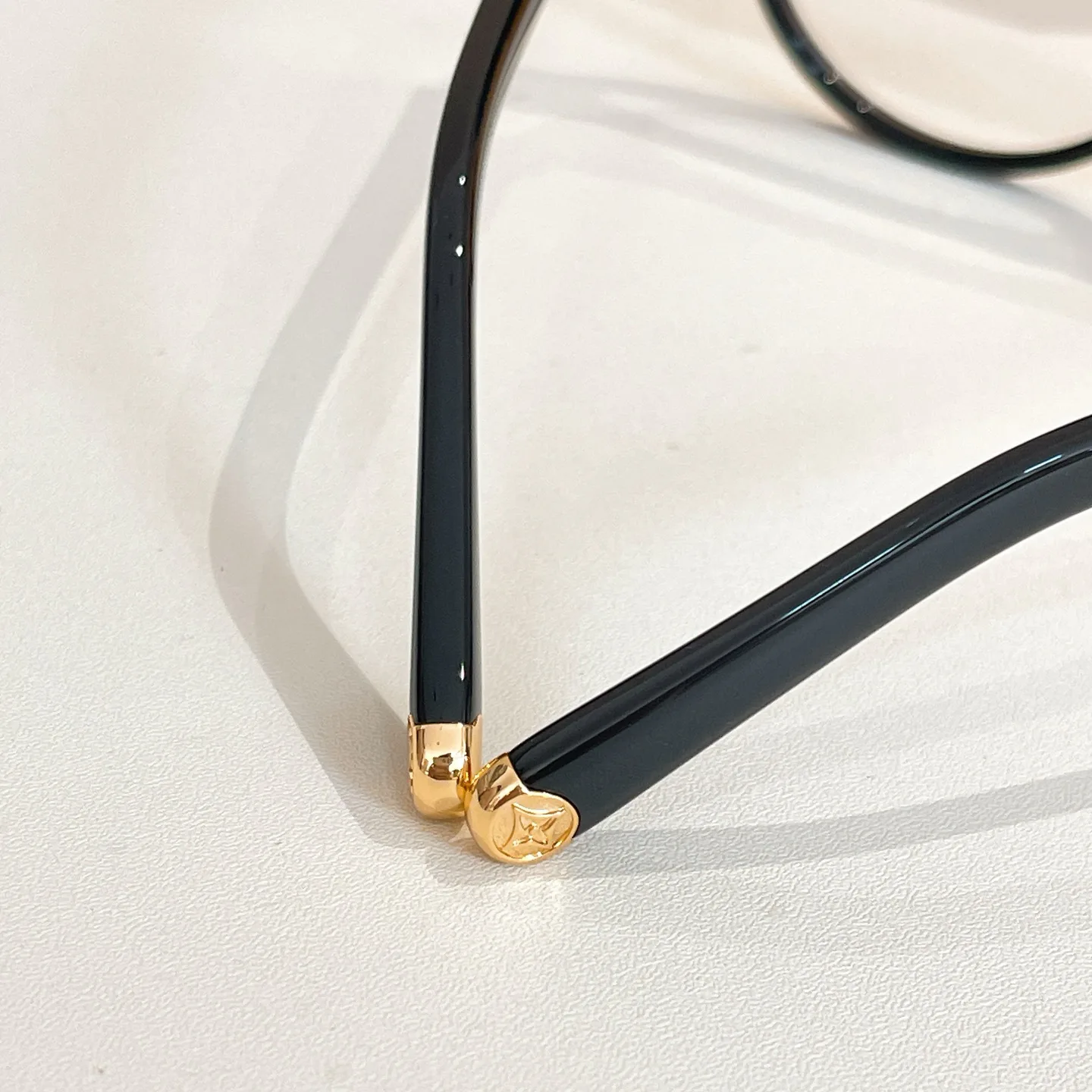 Очки Louis Vuitton 11679528