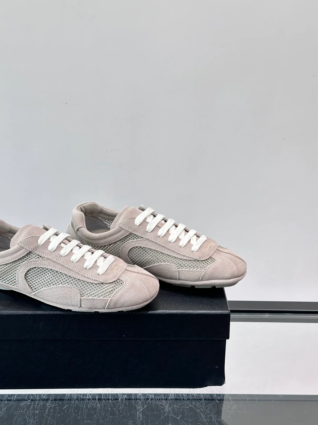 Кроссовки Мужские Prada 13445380