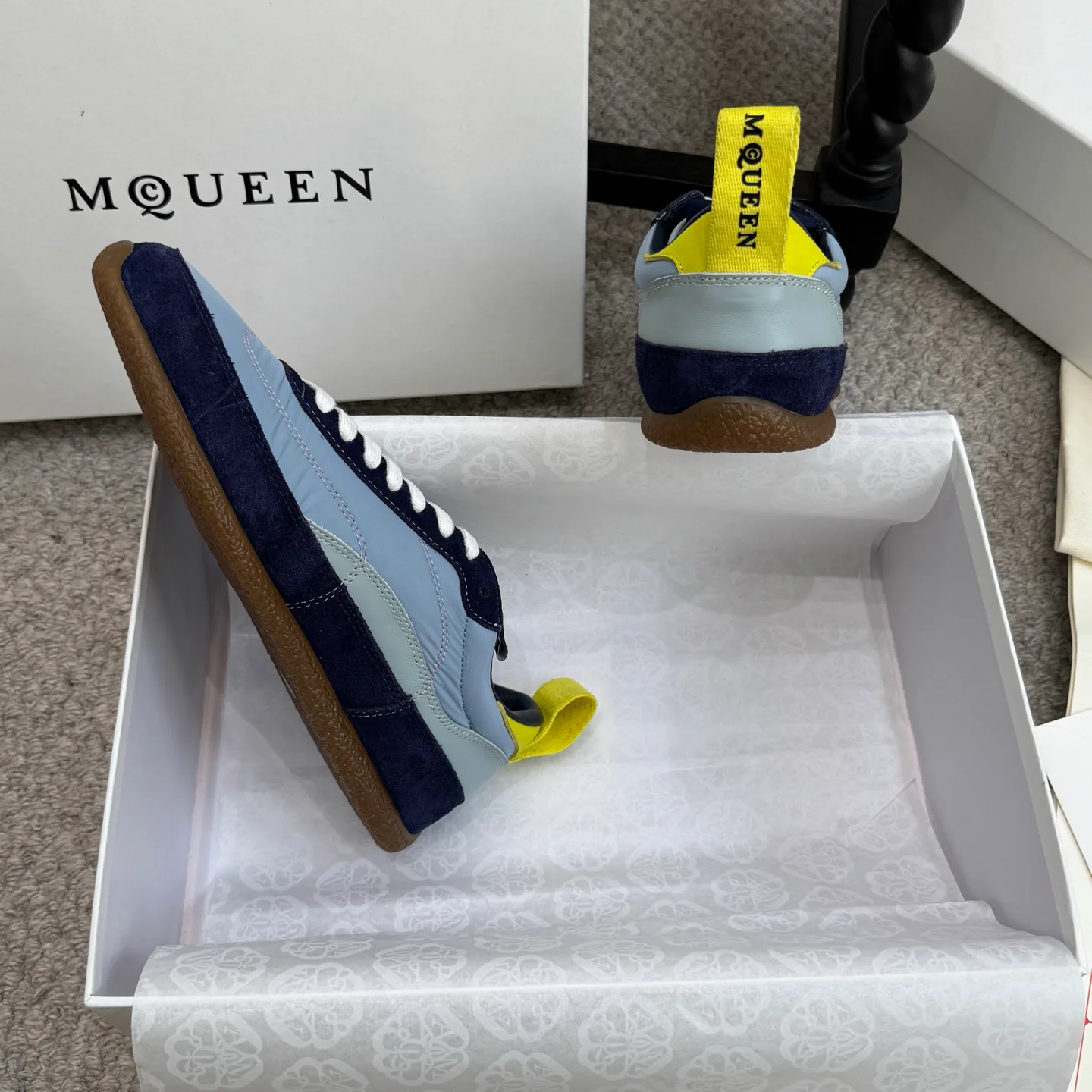 Кроссовки Женские Alexander Mcqueen 3139353