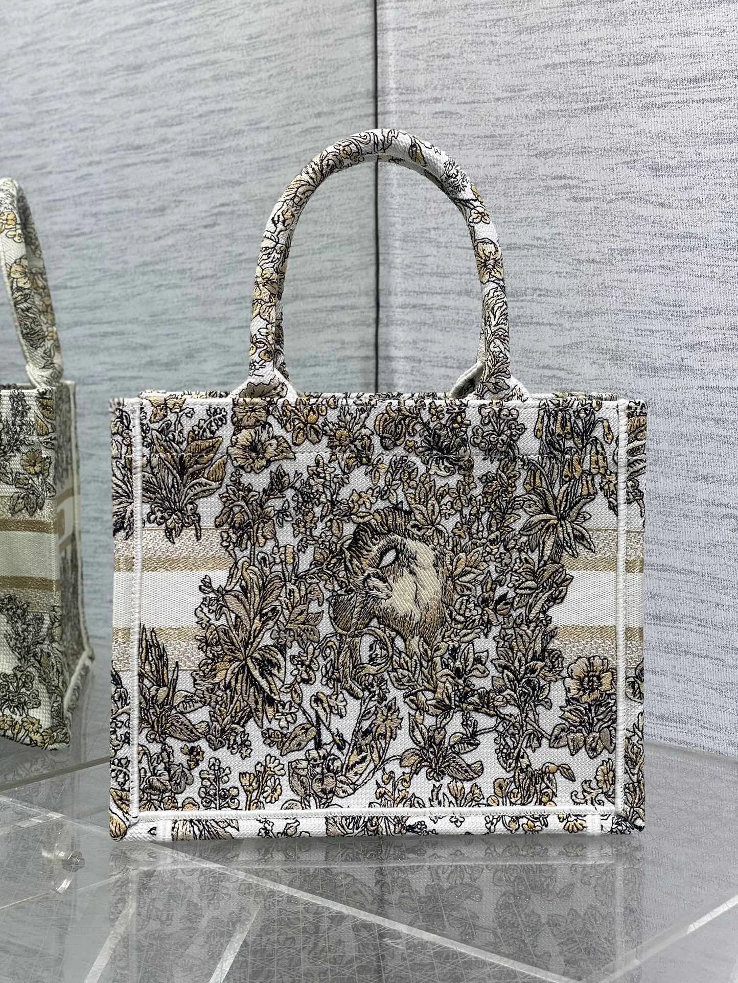 Классические Сумки Женские Christian Dior 82494