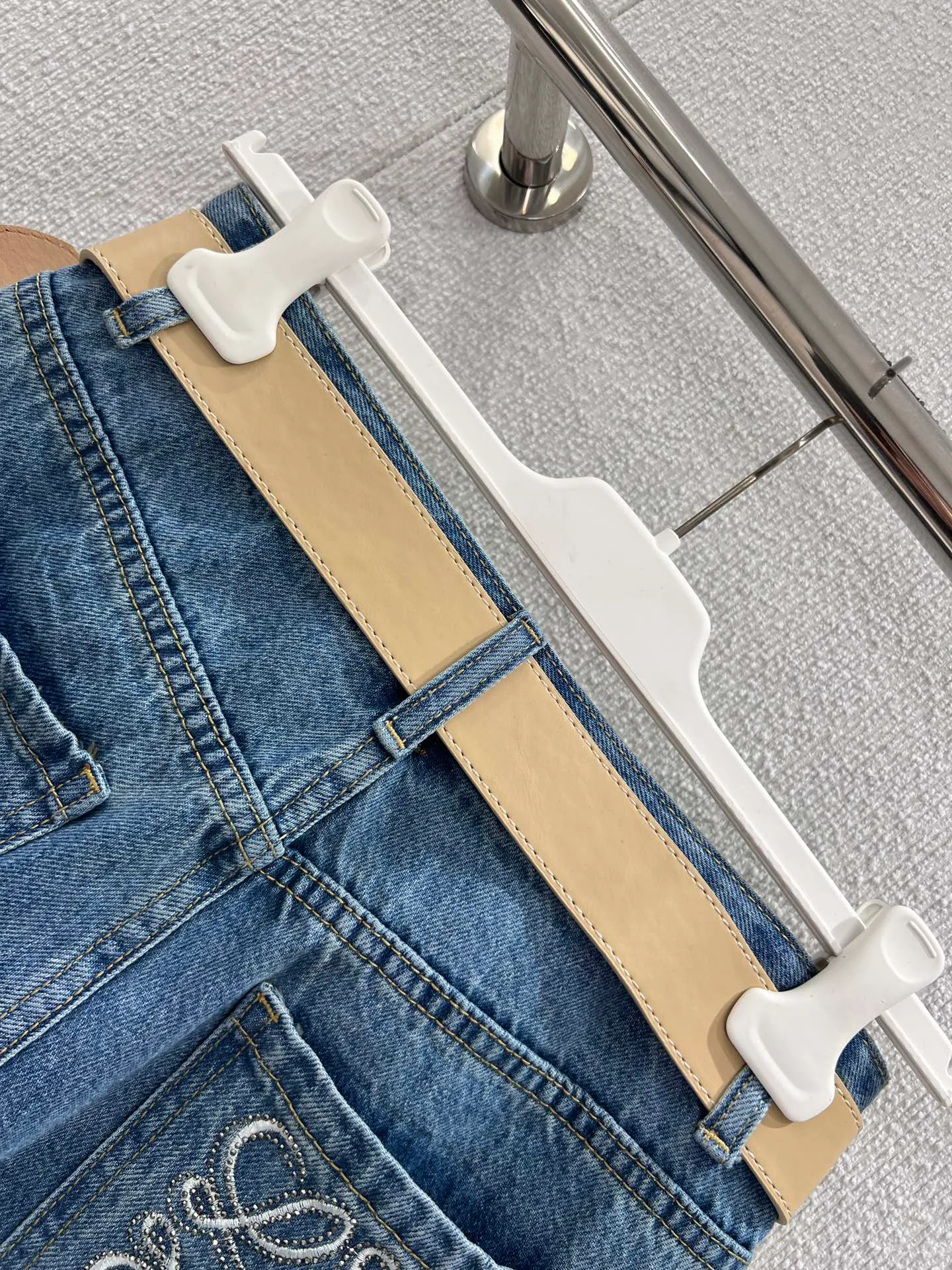 Шорты Женские Loewe 9678718